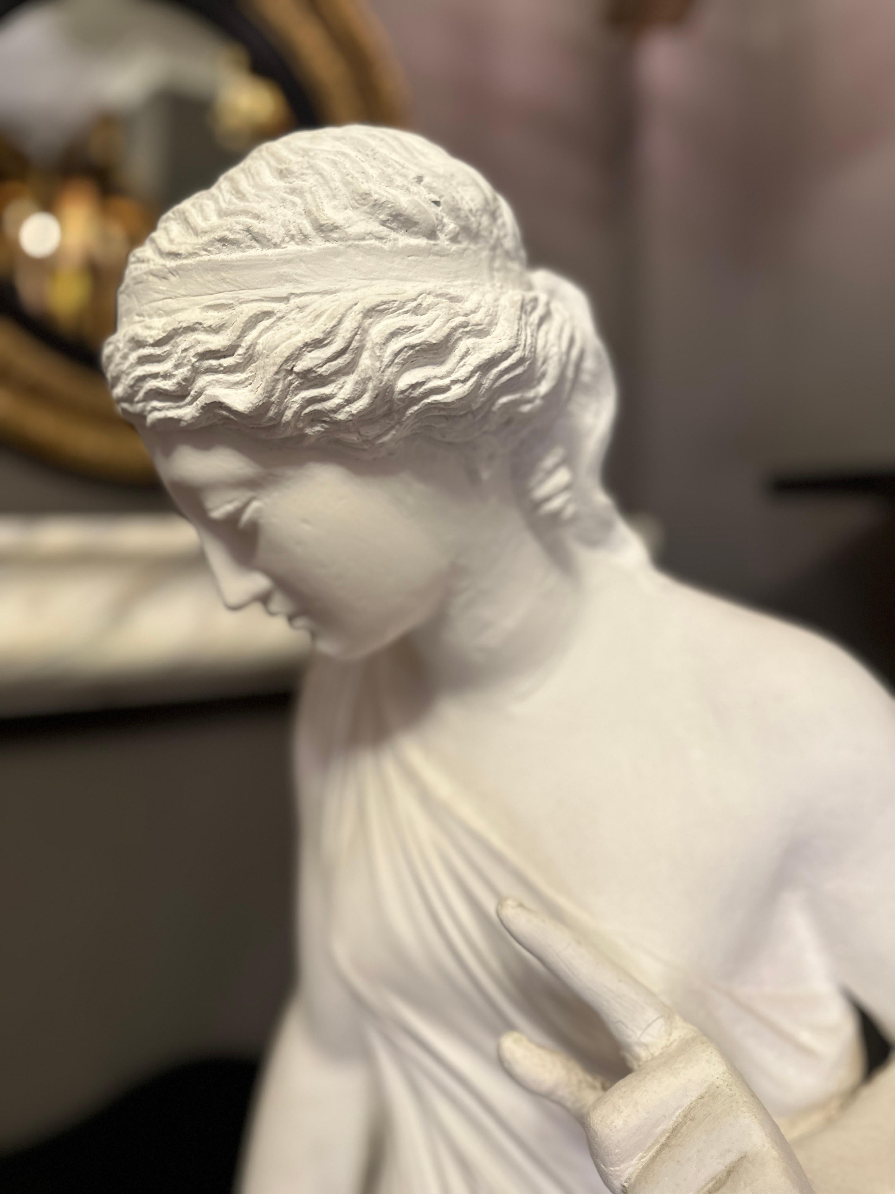 Gran estatua inglesa antigua de escayola 