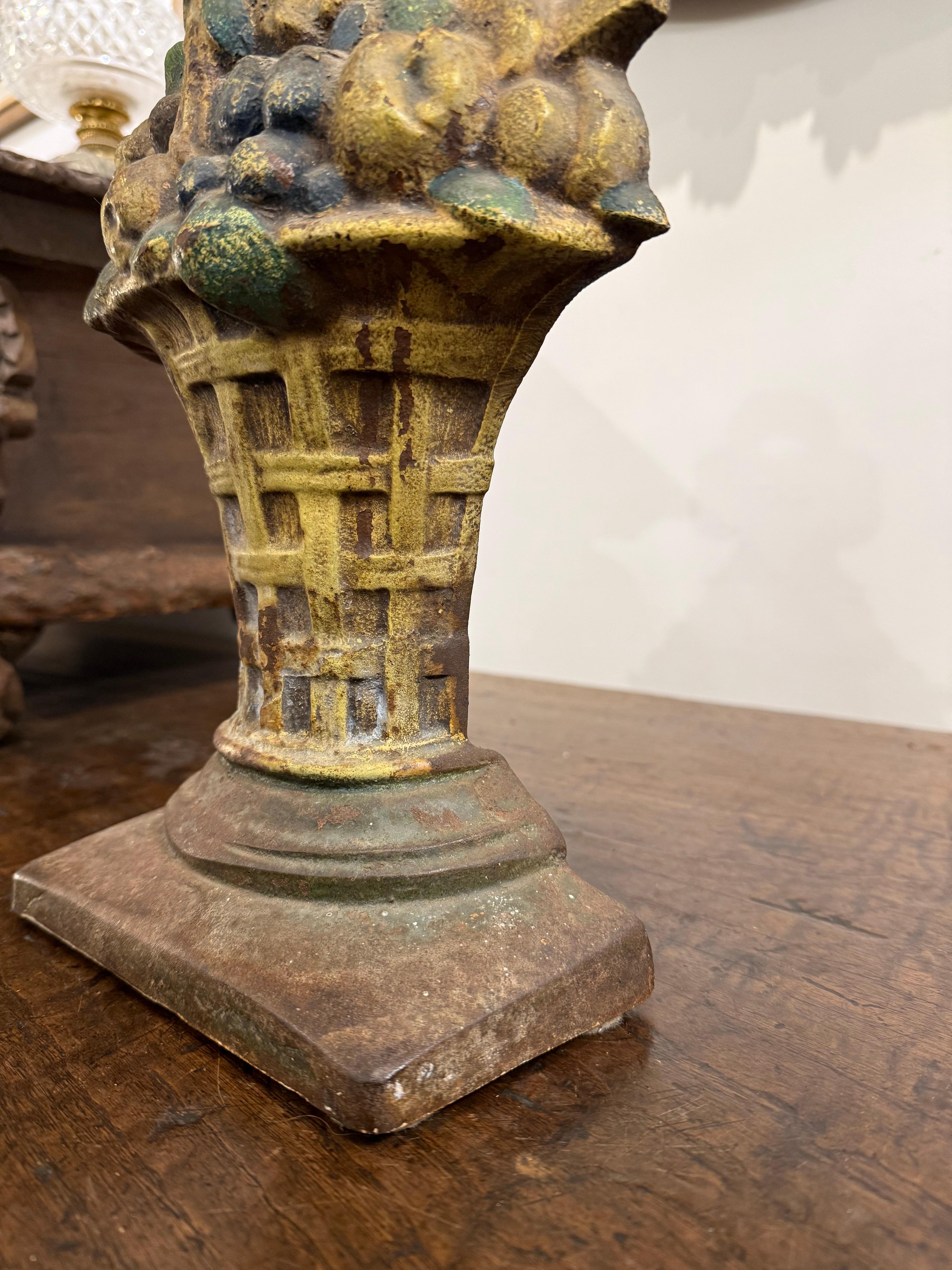 Ferro A Large English Victorian Cast Iron Painted Doorstops, 19th Century in vendita