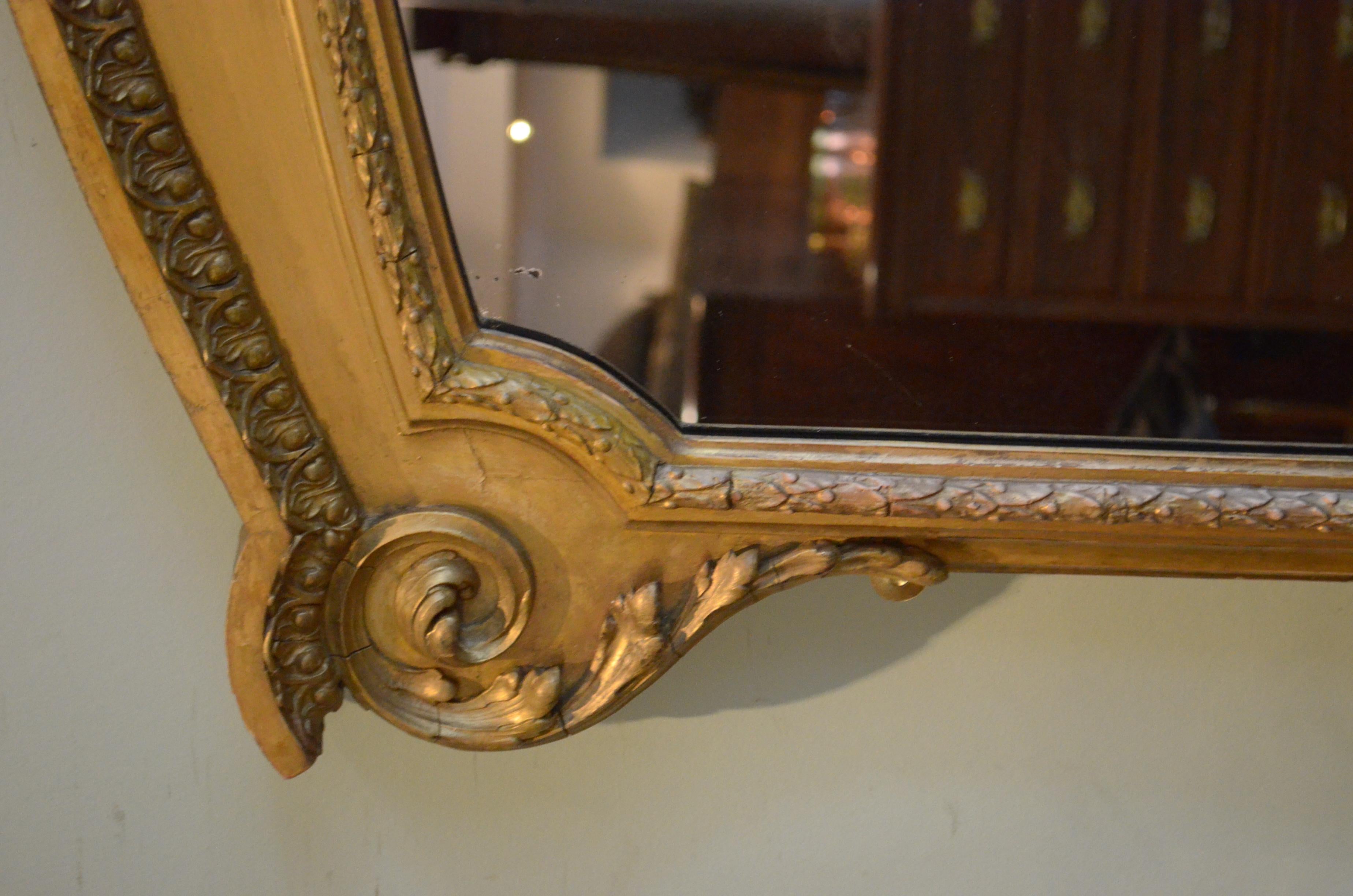 Gran espejo victoriano inglés de madera dorada de 170 cm de alto siglo XIX en venta
