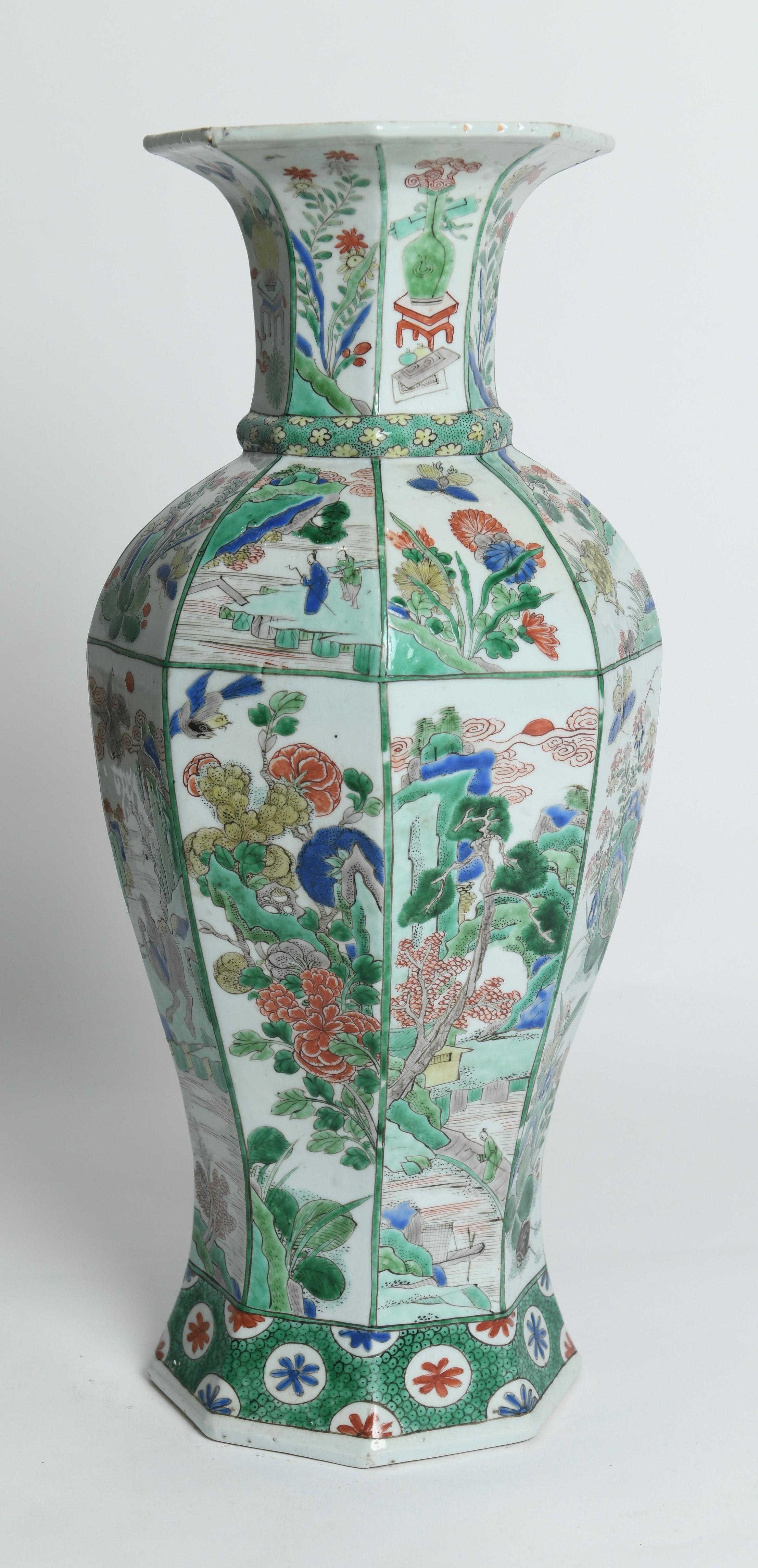 Porcelain A LARGE FAMILLE VERTE OCTAGONAL BALUSTER VASE - China, KANGXI (1662-1722) For Sale