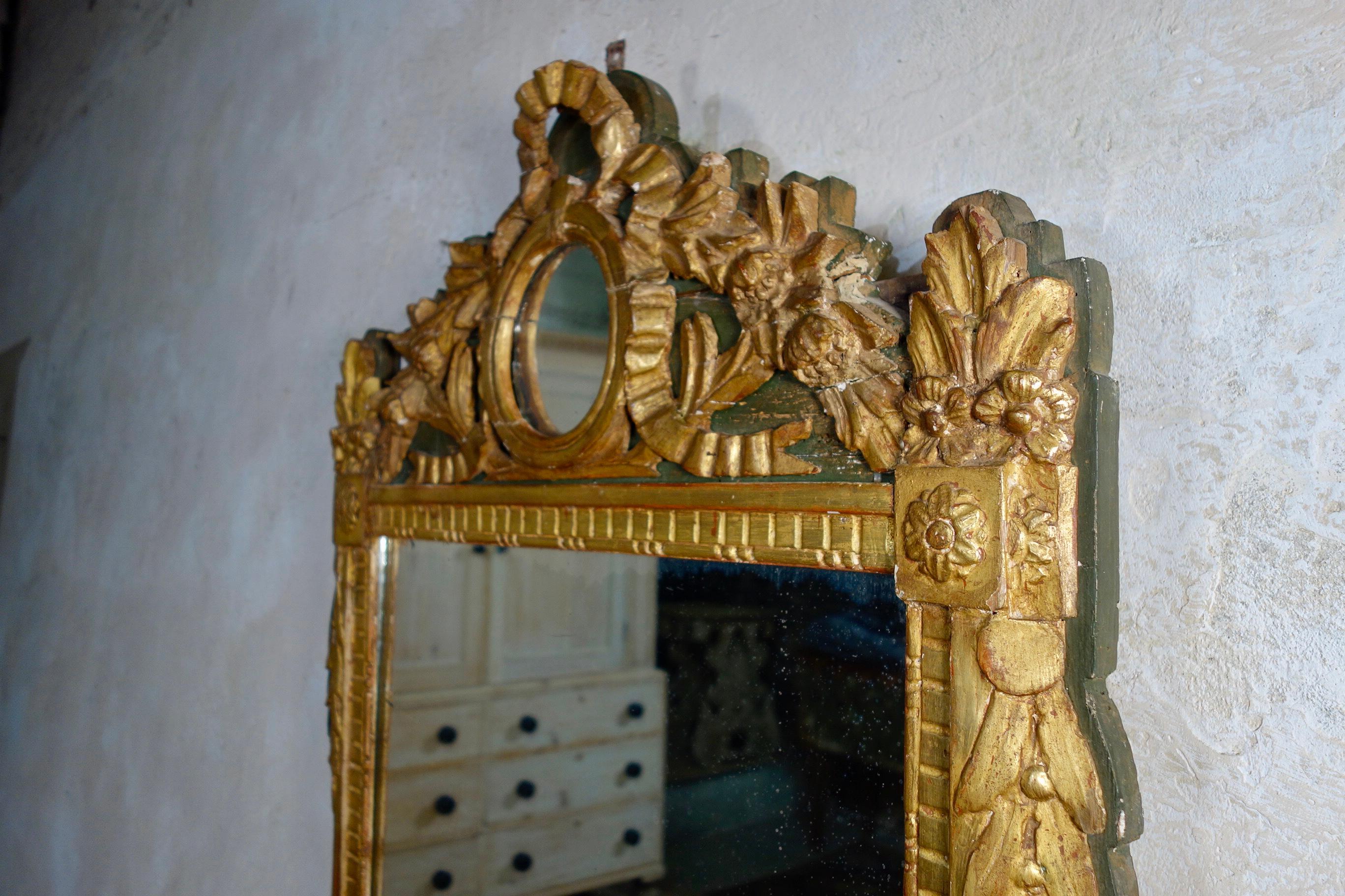 Large French late 18th Century Louis XVI Giltwood Wall Mirror, Overmantel In Good Condition In Basingstoke, Hampshire