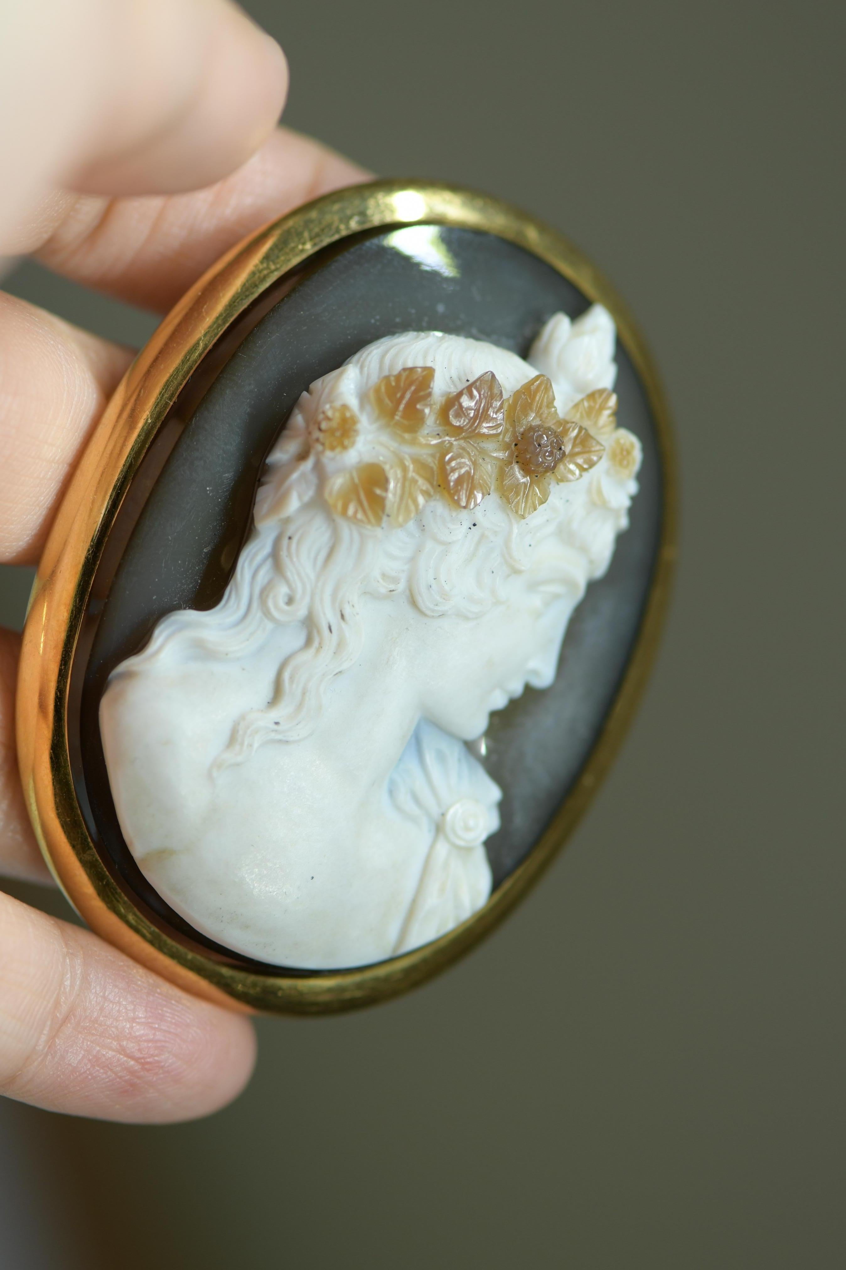 Oval Cut Large French Antique Agate Cameo Brooch Pendant