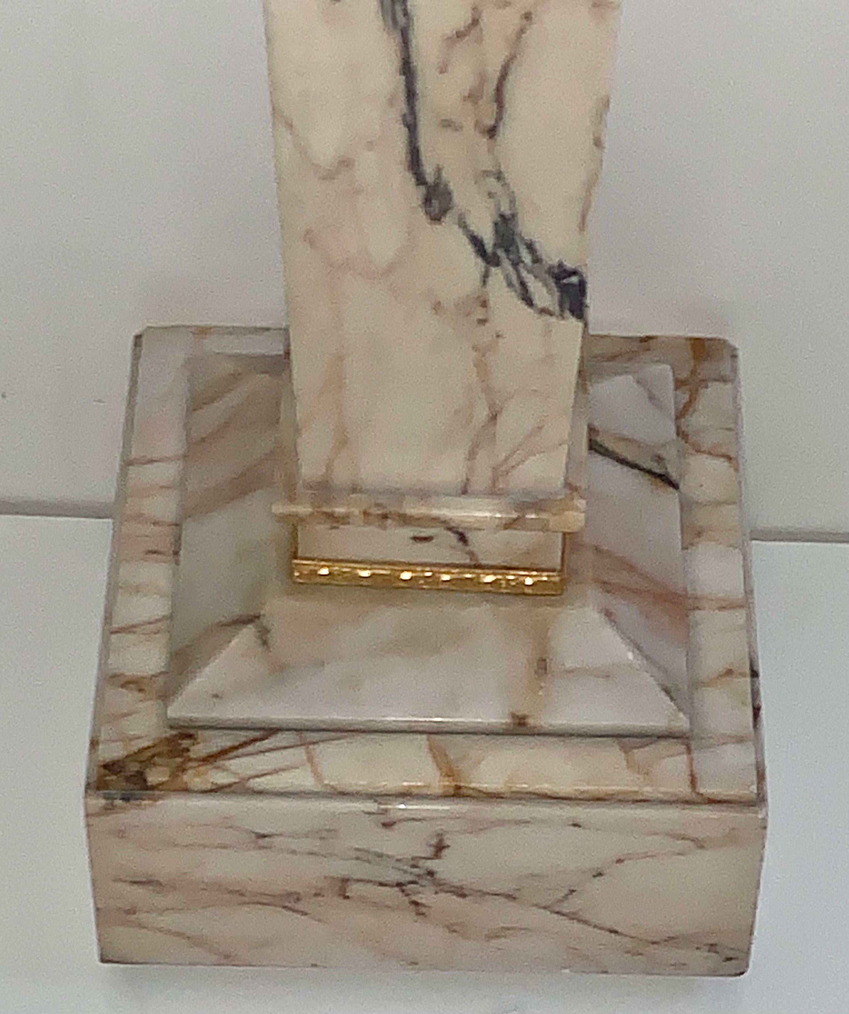 Großer französischer antiker Sockel / Ständer aus vergoldeter Bronze mit drehbarem Marmor im Angebot 5