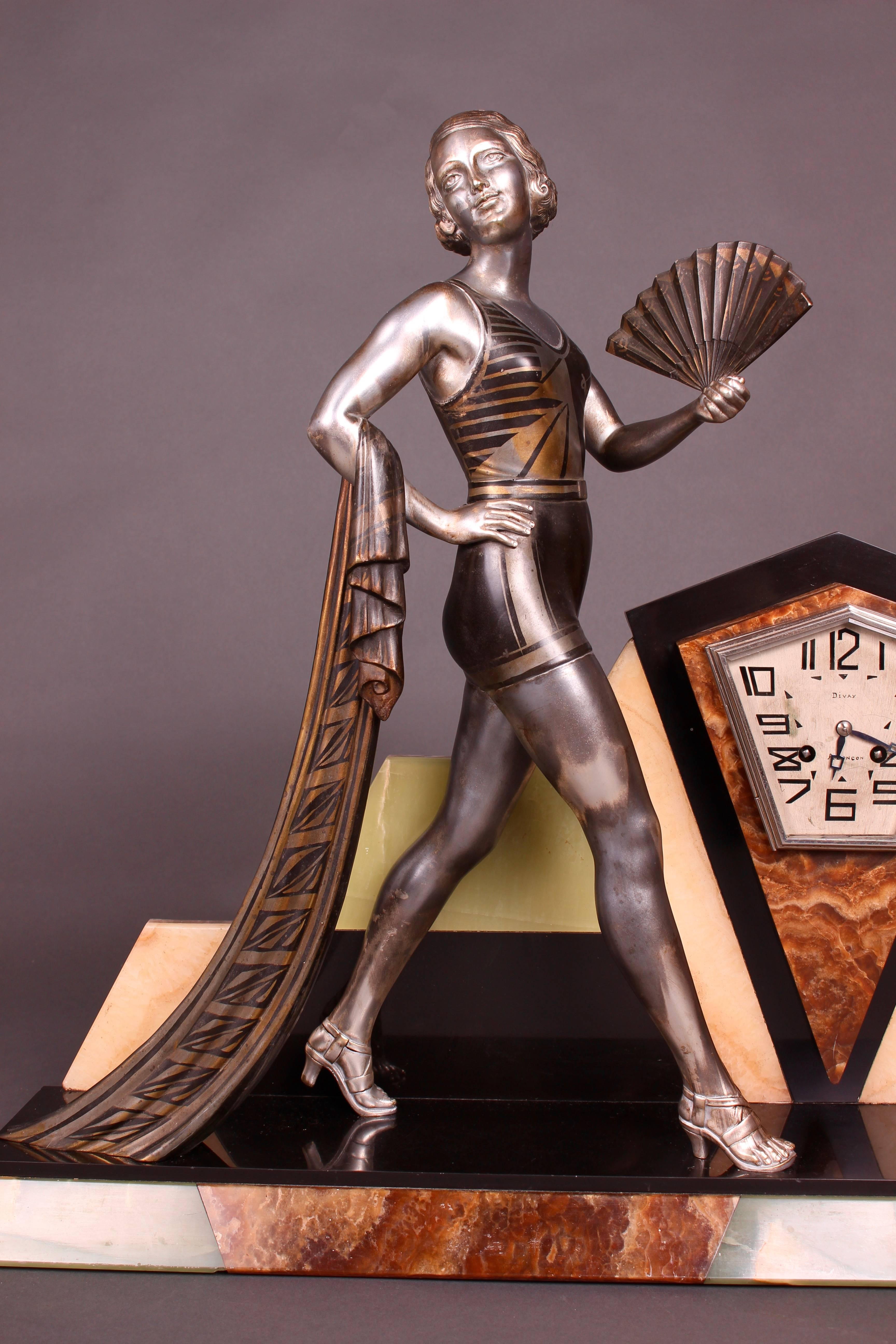 Large French Art Deco Bronzed Spelter and Marble Mantel Clock In Excellent Condition In Heathfield, East Sussex