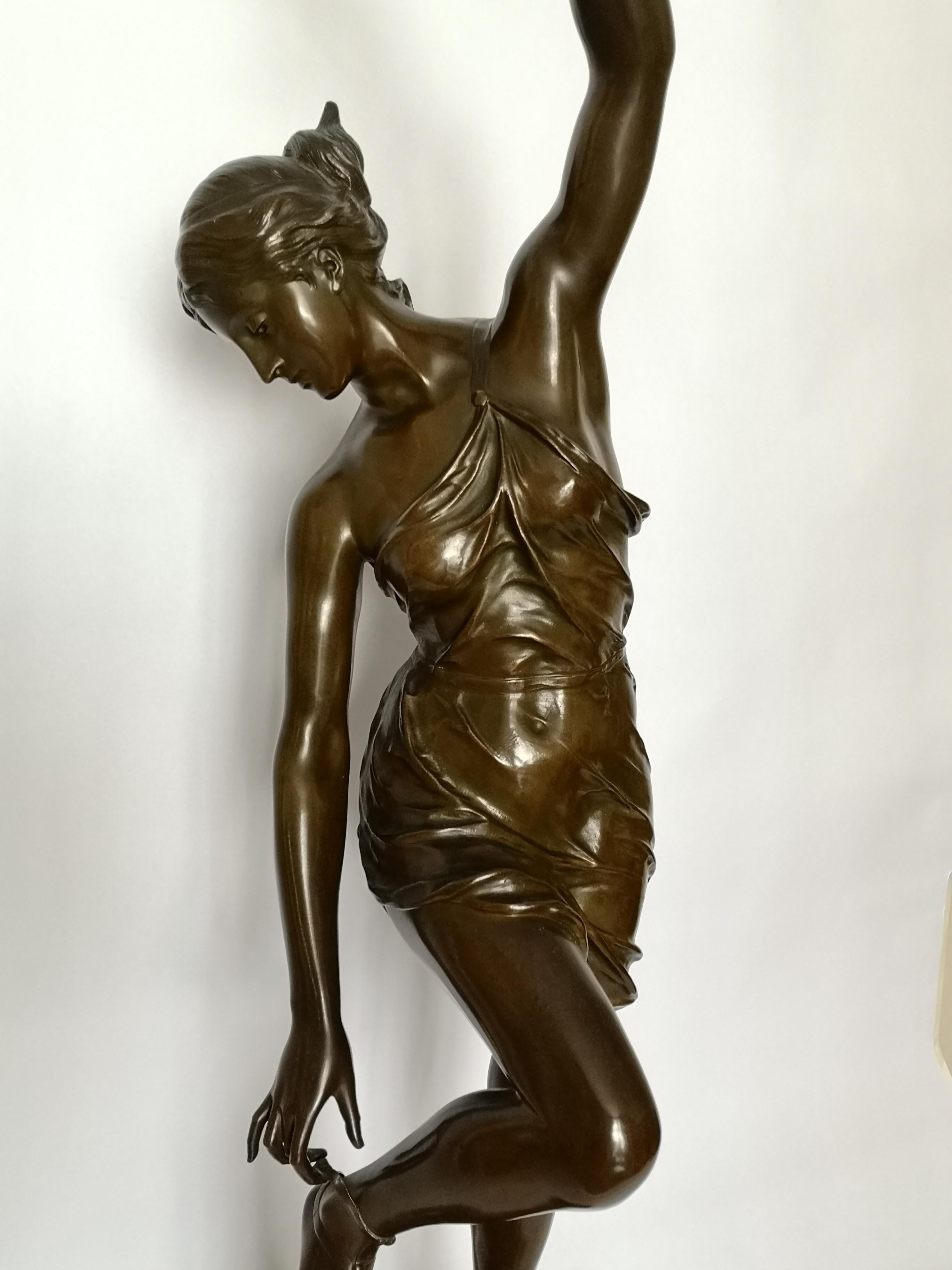 19th Century Large French Bronze of Atalante by George Saulo For Sale