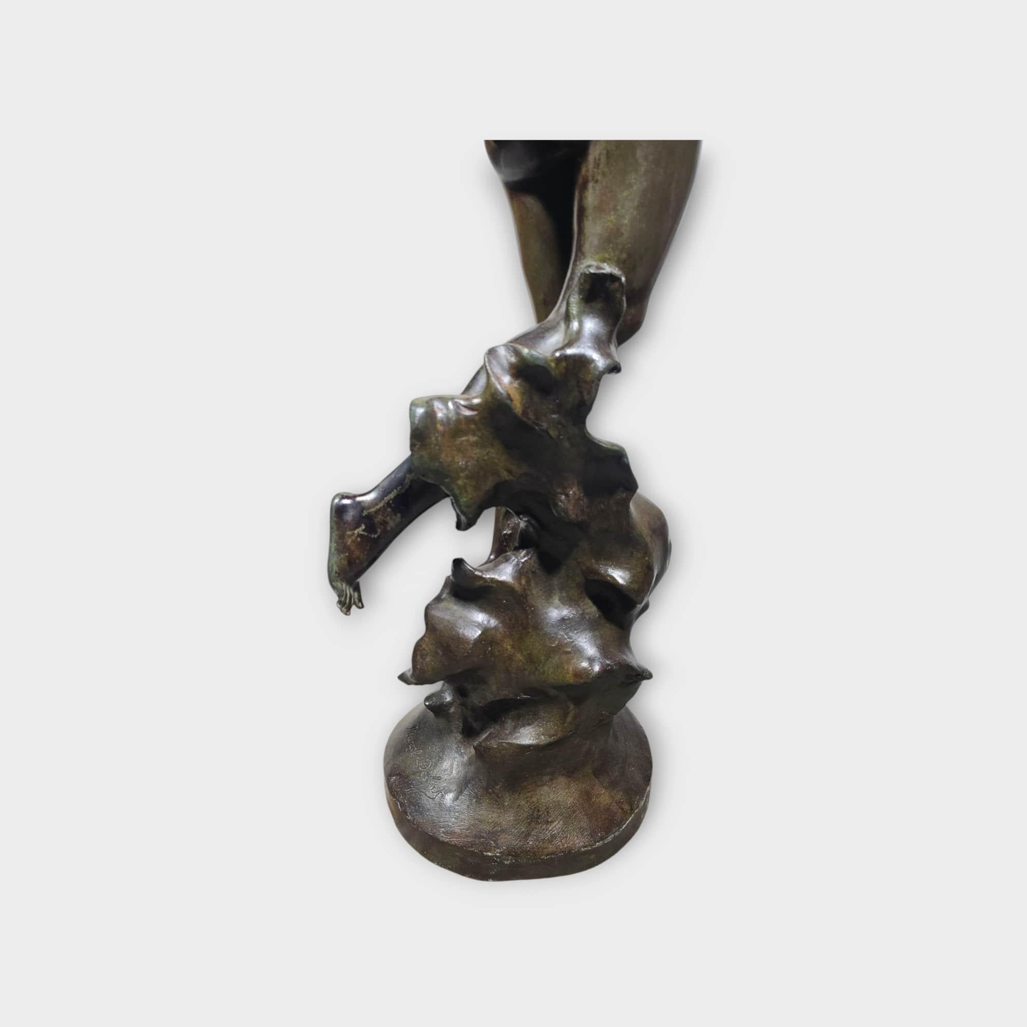 Una grande scultura francese in bronzo raffigurante una donna nuda , Marcel Debut 108 CM in vendita 5