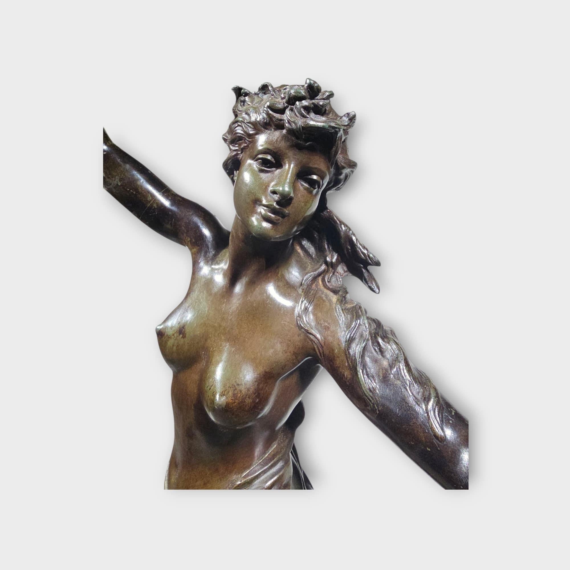 Una grande scultura francese in bronzo raffigurante una donna nuda , Marcel Debut 108 CM In condizioni buone in vendita a Madrid, ES