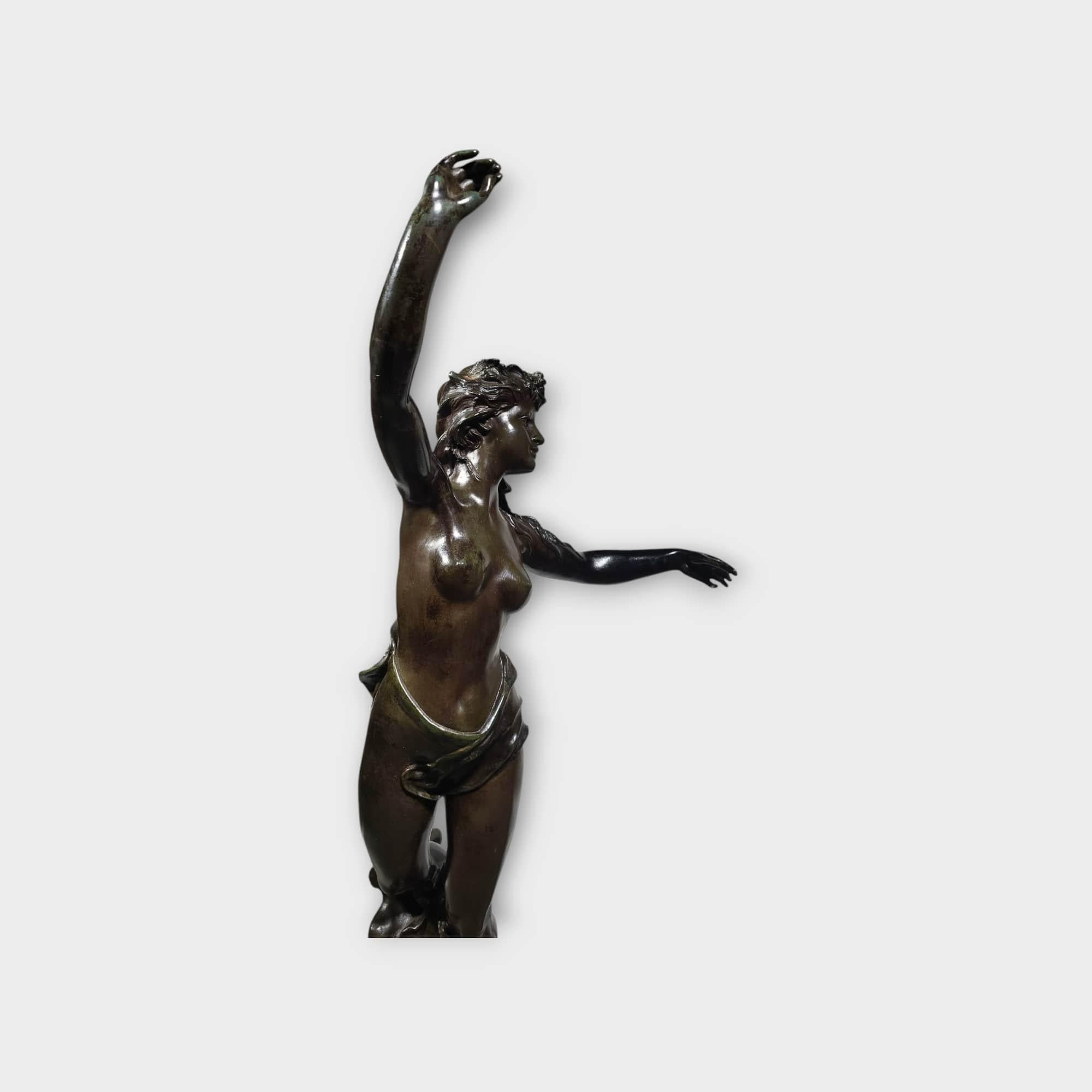 Una grande scultura francese in bronzo raffigurante una donna nuda , Marcel Debut 108 CM in vendita 2