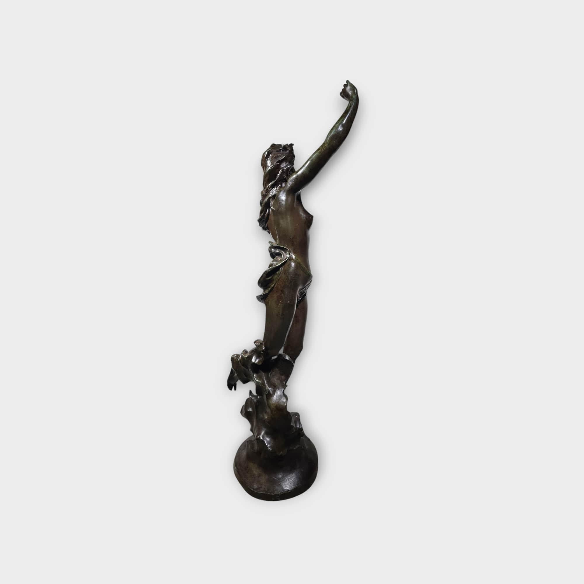 Una grande scultura francese in bronzo raffigurante una donna nuda , Marcel Debut 108 CM in vendita 4