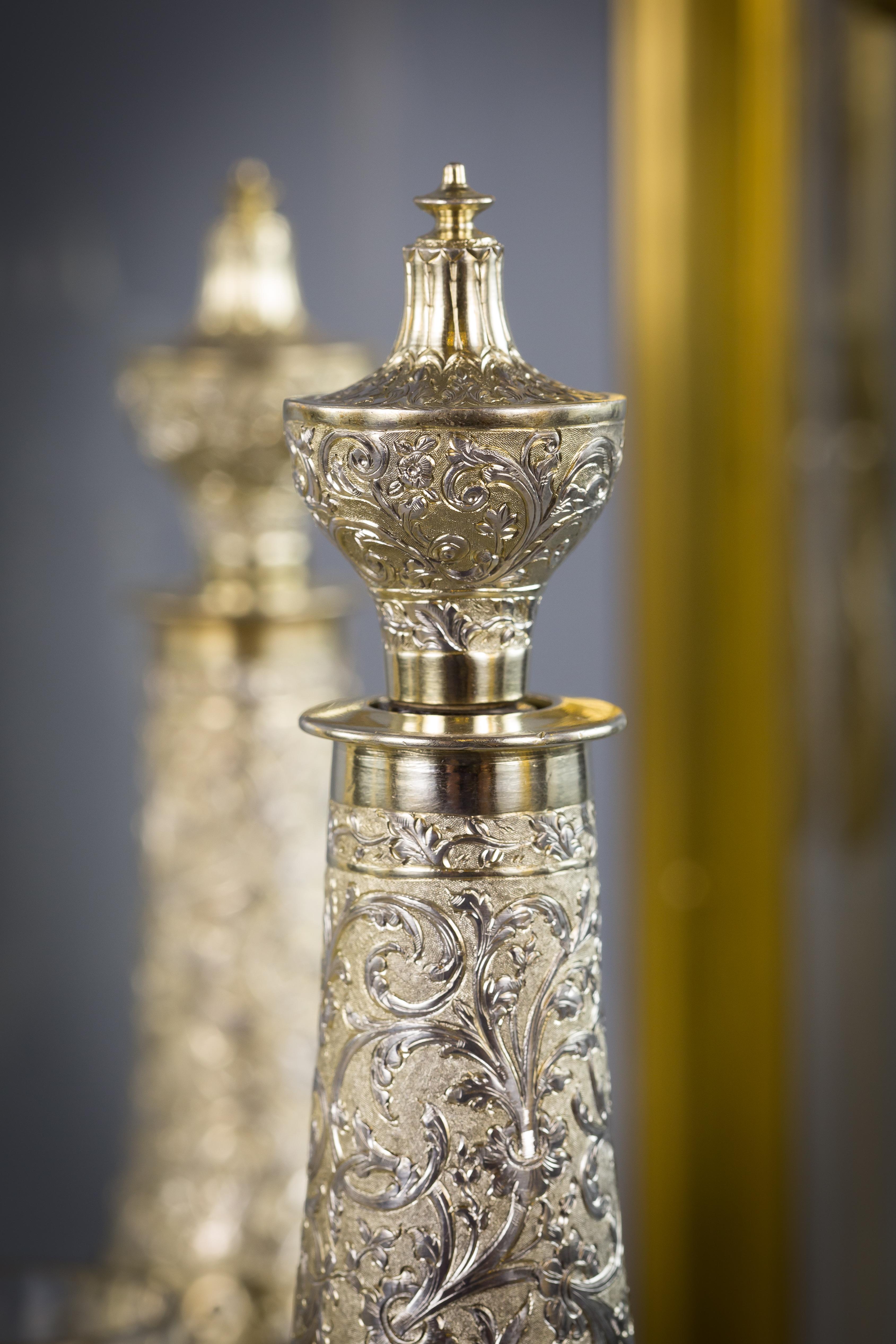 Late 19th Century Large French Gilt Bronze and Glass Cave a Liqueur, circa 1875 For Sale