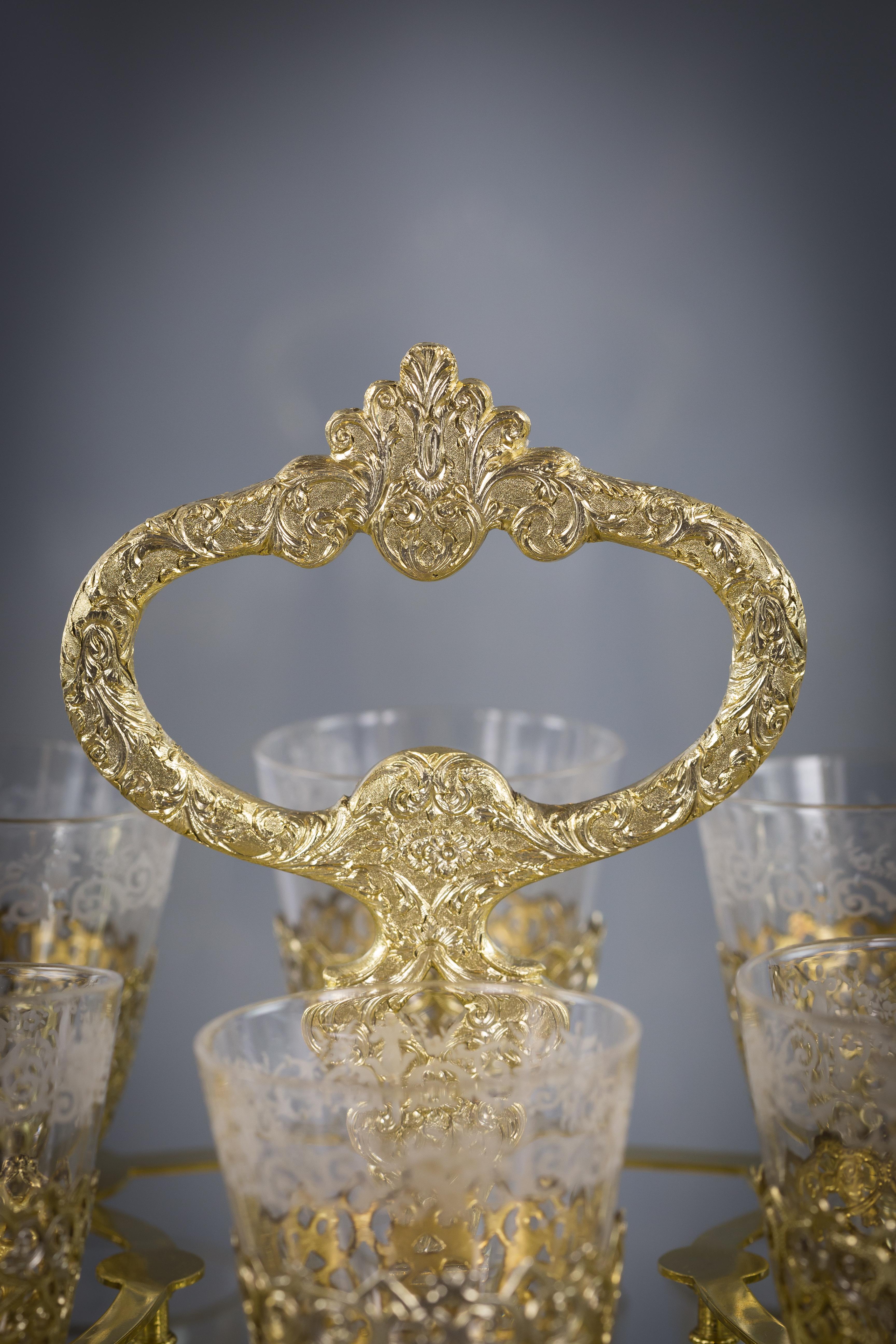 Large French Gilt Bronze and Glass Cave a Liqueur, circa 1875 For Sale 1