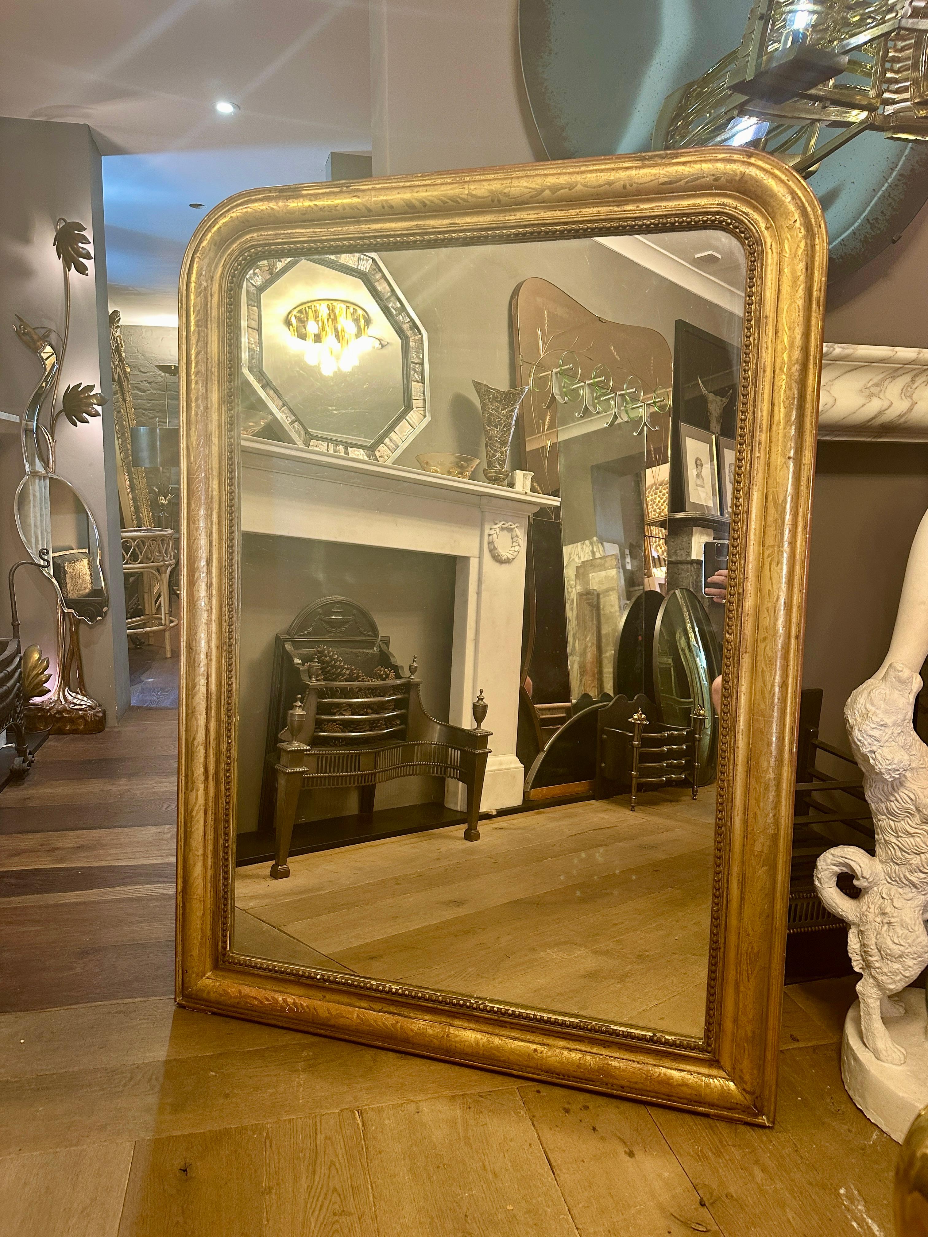 Grand miroir ancien de style Louis Philippe en or doré 2