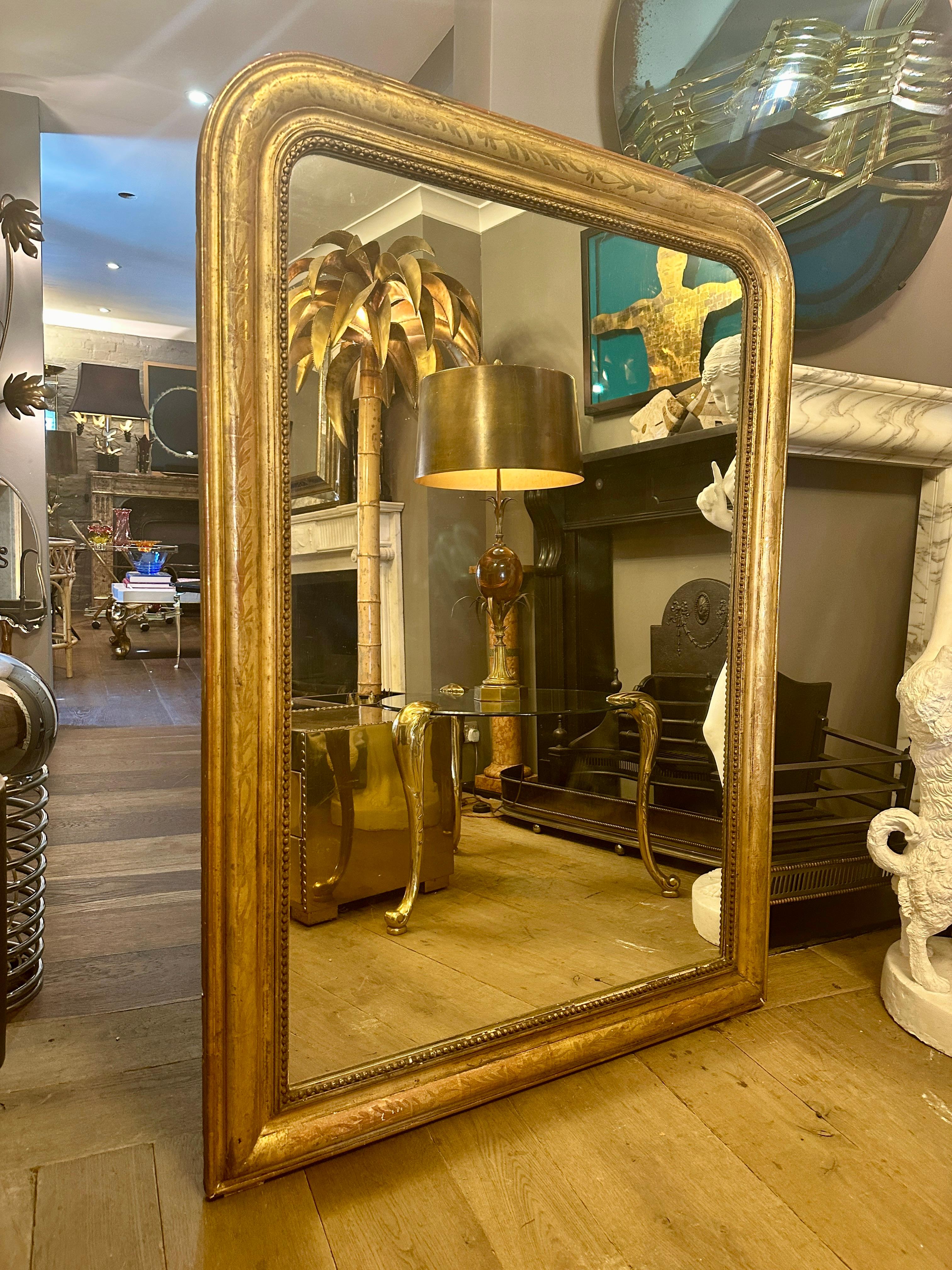 Grand miroir ancien de style Louis Philippe en or doré 4