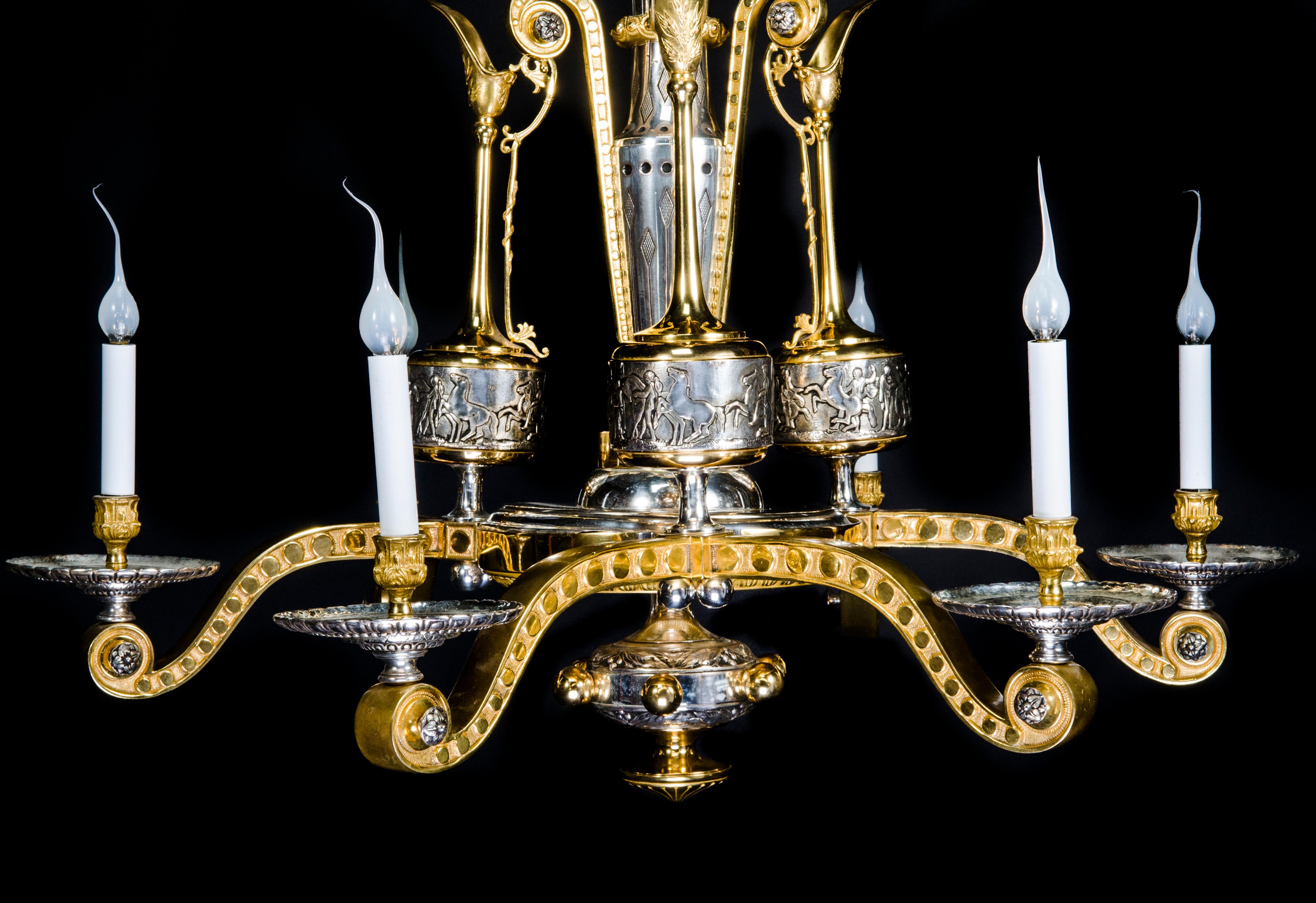  Großer französischer neugriechischer vergoldeter und silberner Bronze-Kronleuchter von F. Barbedienne (Neoklassisches Revival) im Angebot