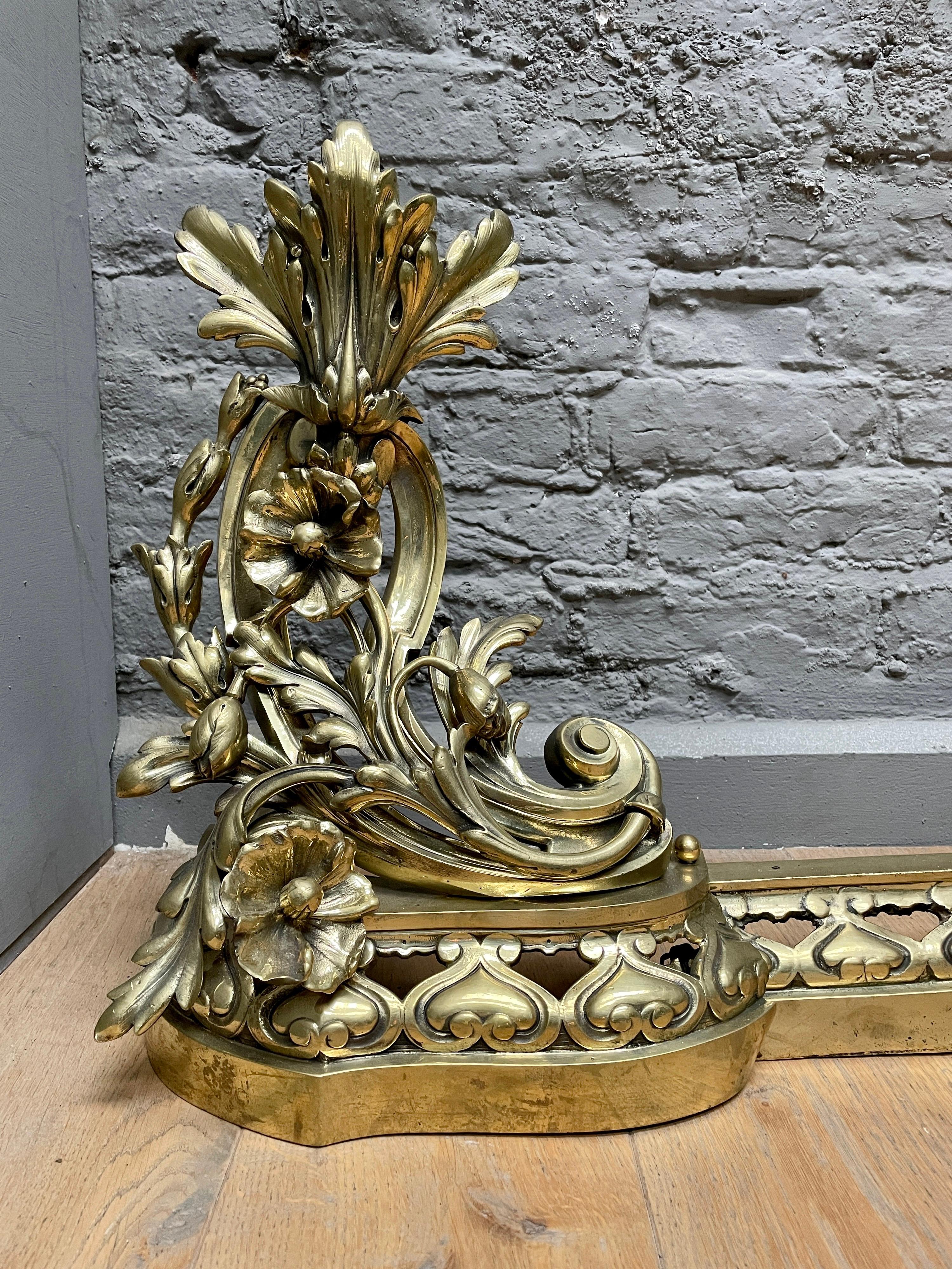Large French Rococo Style Brass Fireplace Fender In Good Condition In London, GB