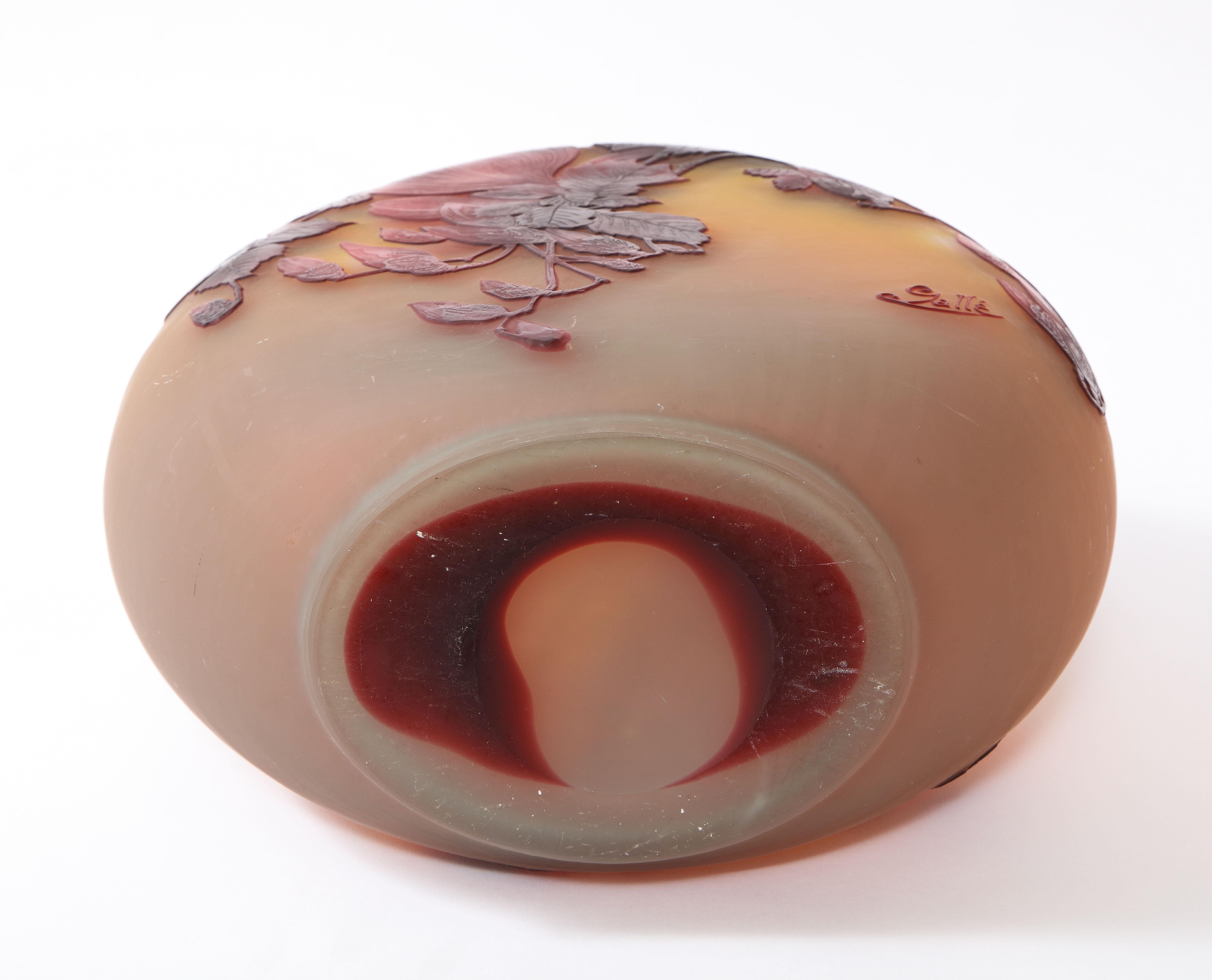 Grand vase français signé Emille Galle Souffle 