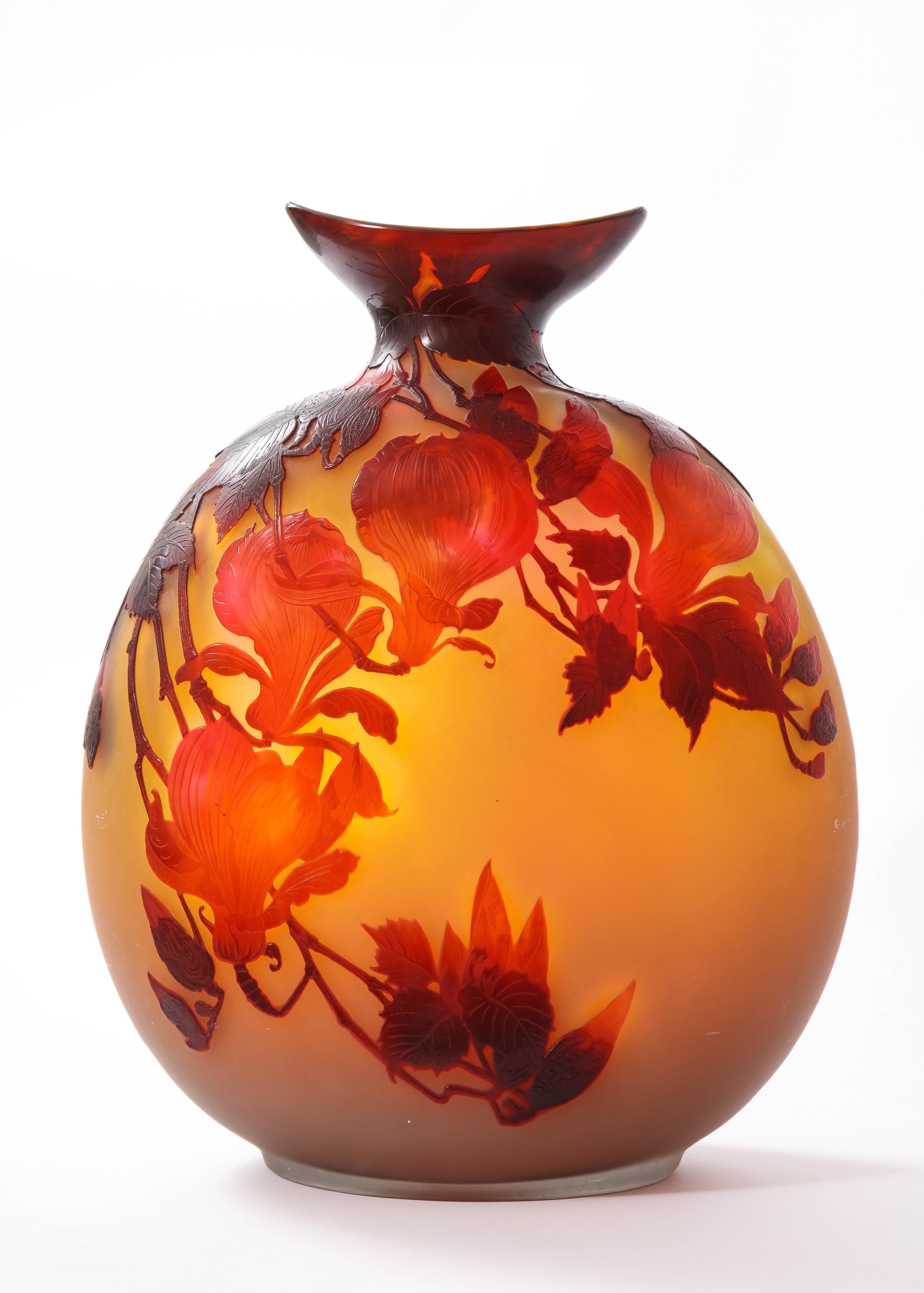 Fait main Grand vase français signé Emille Galle Souffle 