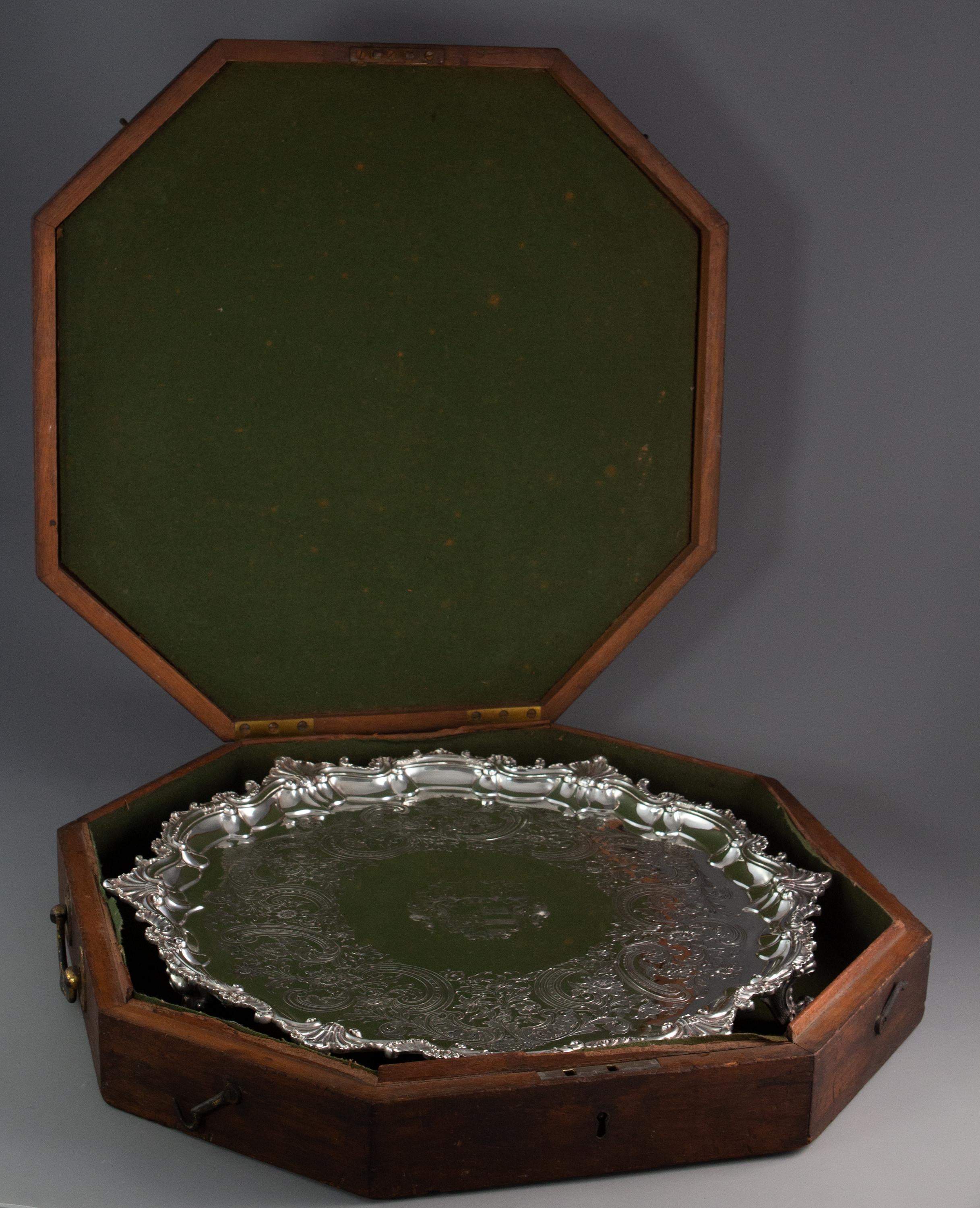 Large Georgian Silver Salver or Tray by Paul Storr, London, 1829 7