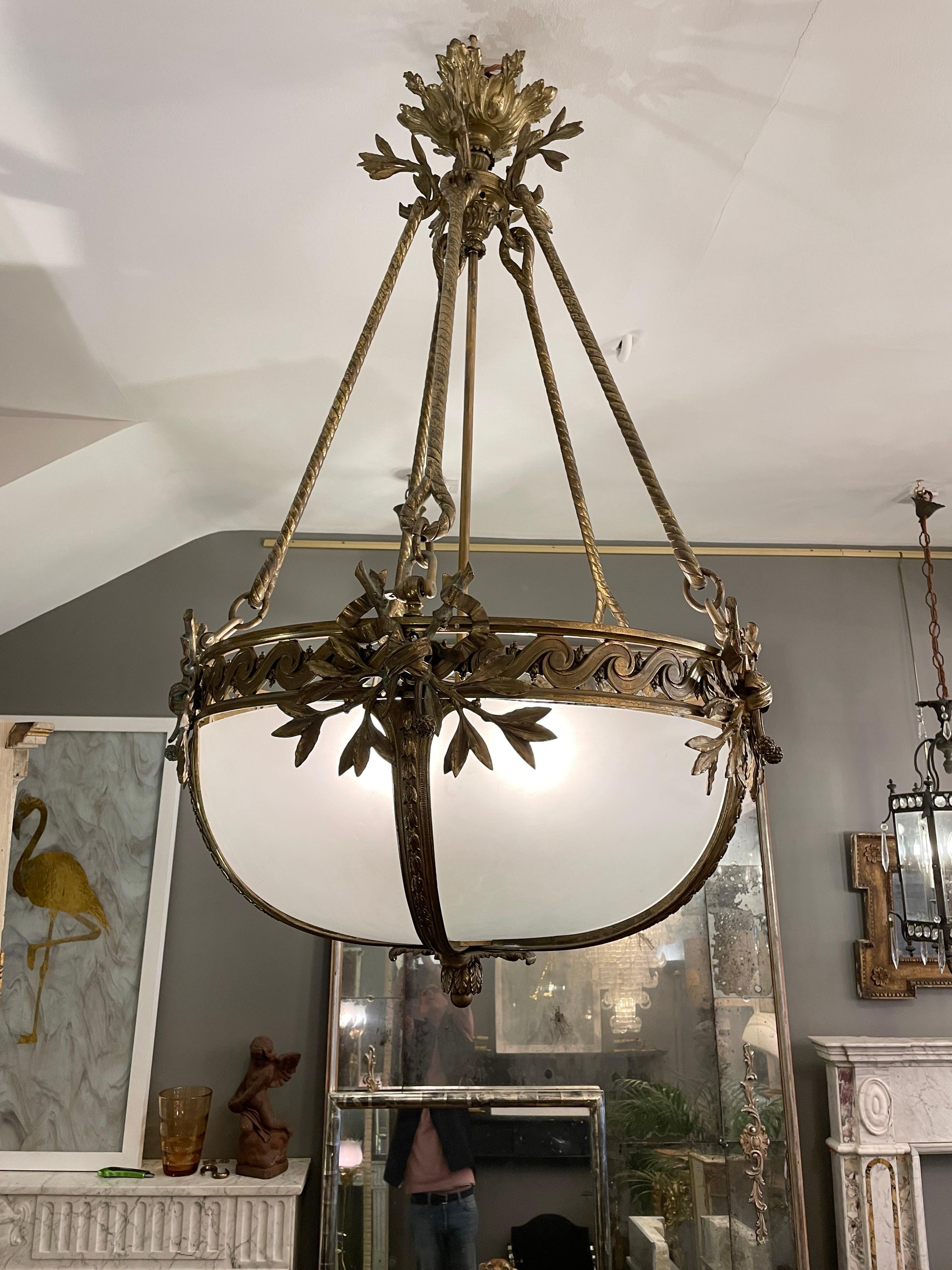 Grande lampadario in bronzo dorato in stile impero francese in vendita 5