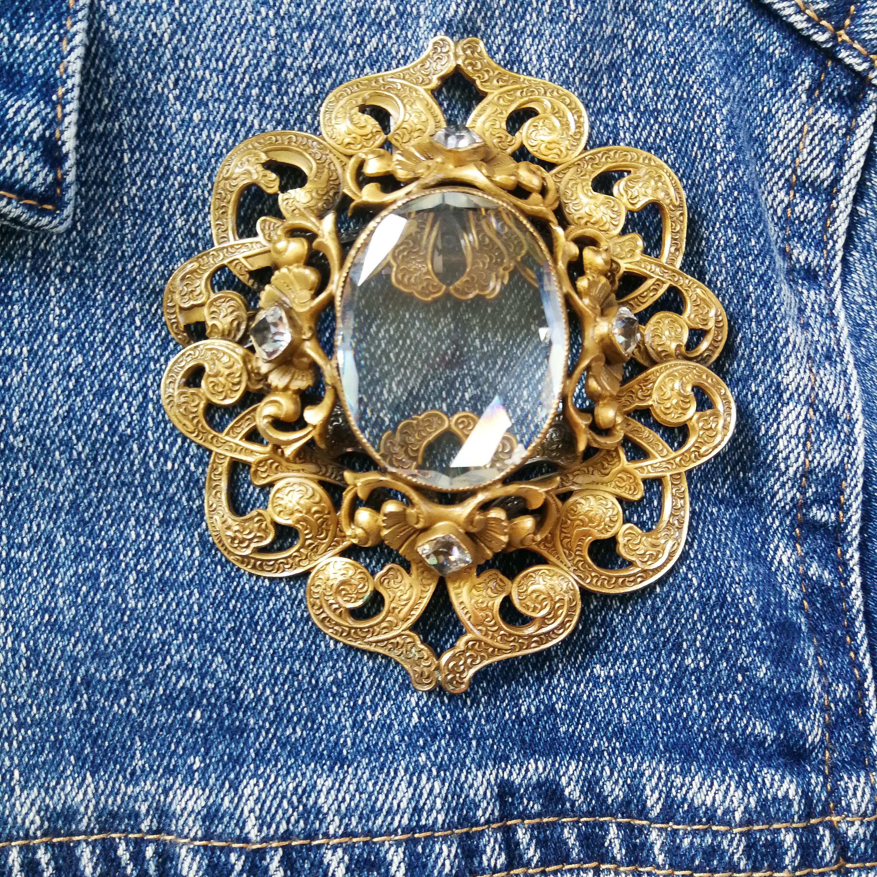 A large gilt metal Baroque brooch with large central stone, Joseff Of Hollywood. 4