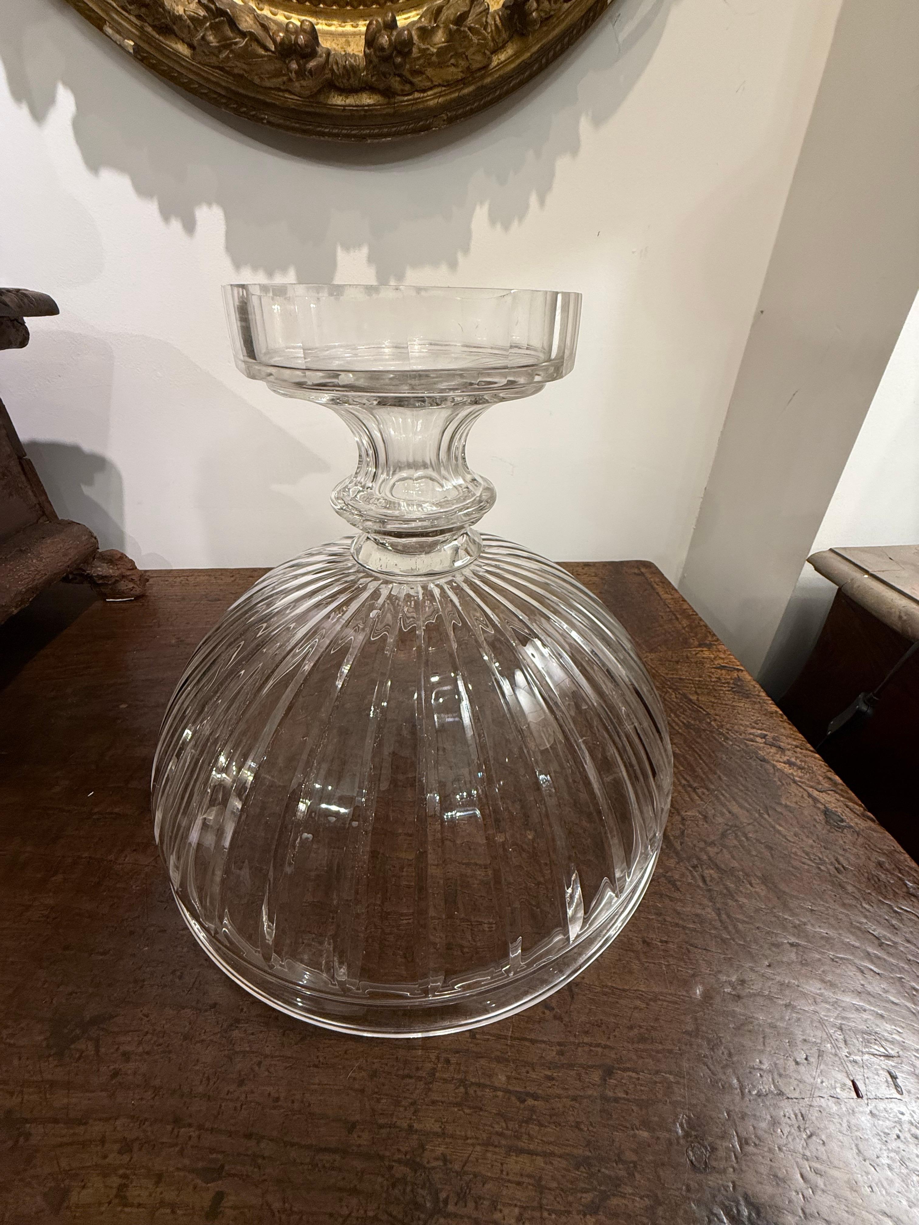 Verre A Large Glass Punch Bowl en vente