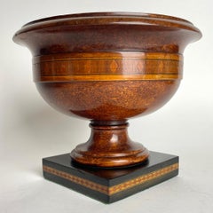 A large Grand Tour grained beech pedestal bowl from the 19th Century
