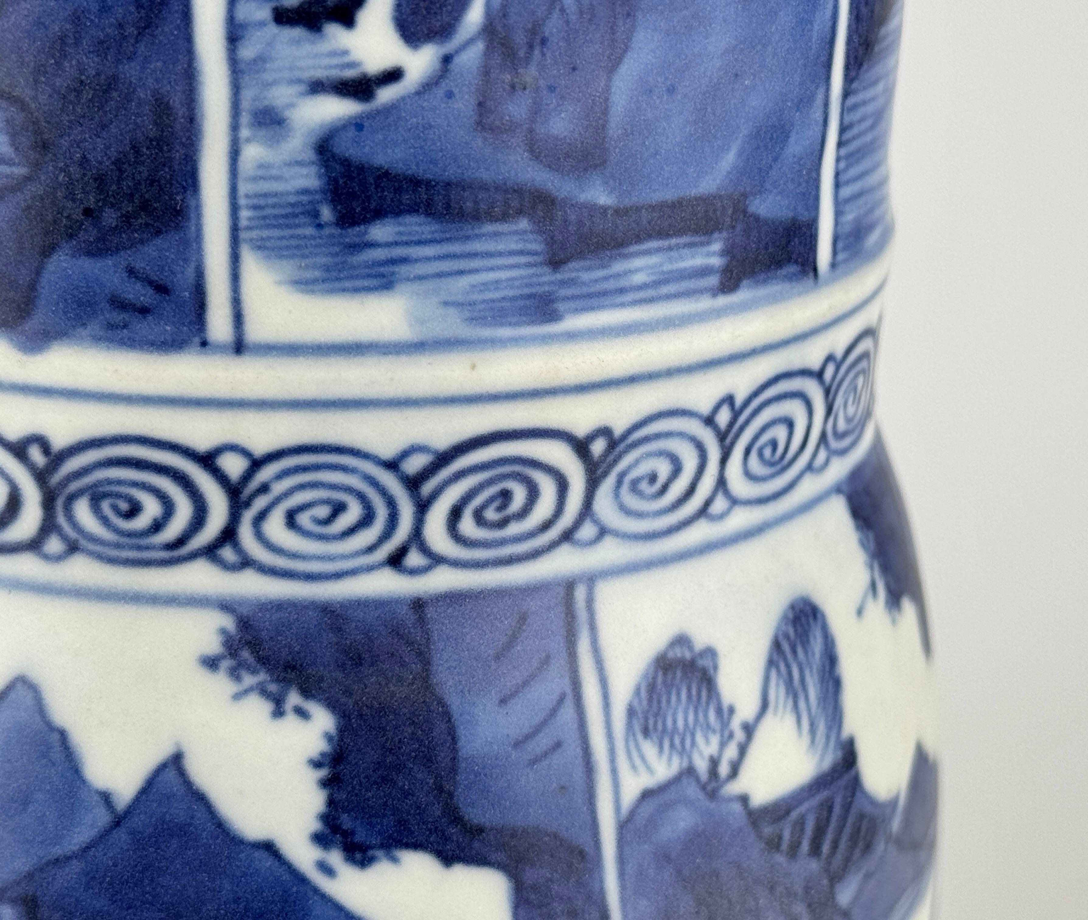 A Large Gu Vase from Vung Tau Ship, Qing Dynasty Kangxi Era, Circa 1690 In Good Condition For Sale In seoul, KR