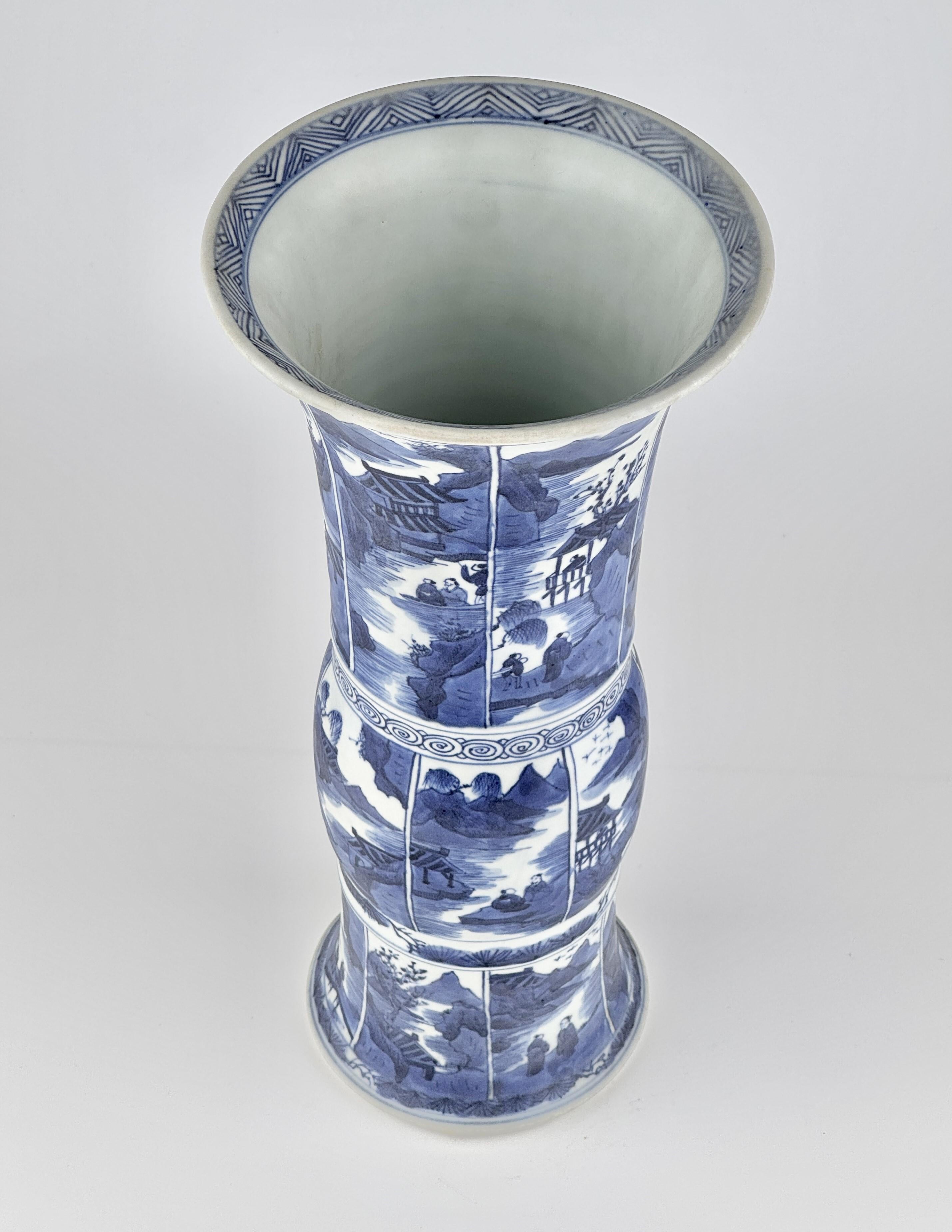 Ceramic A Large Gu Vase from Vung Tau Ship, Qing Dynasty Kangxi Era, Circa 1690 For Sale