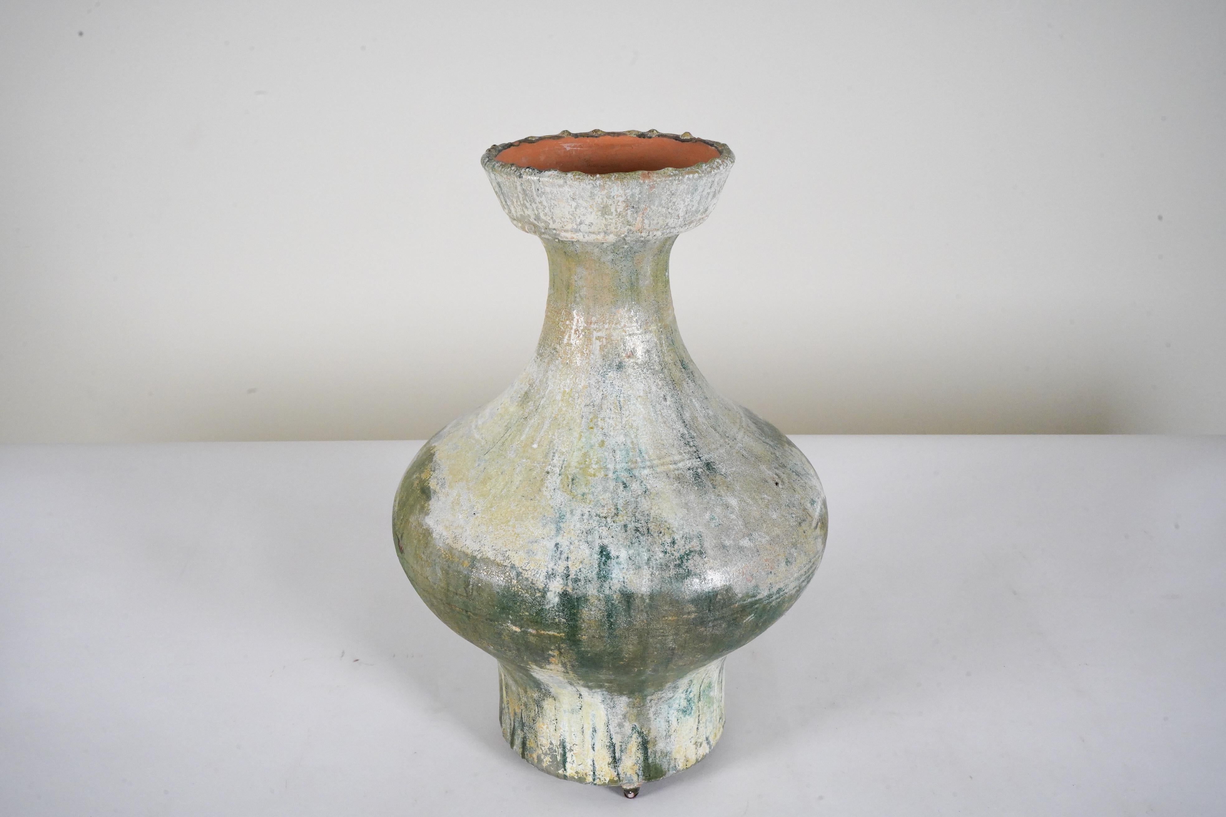 A Large Han Dynasty (206BC-220AD) Glazed Hu Vessel In Good Condition In Chicago, IL