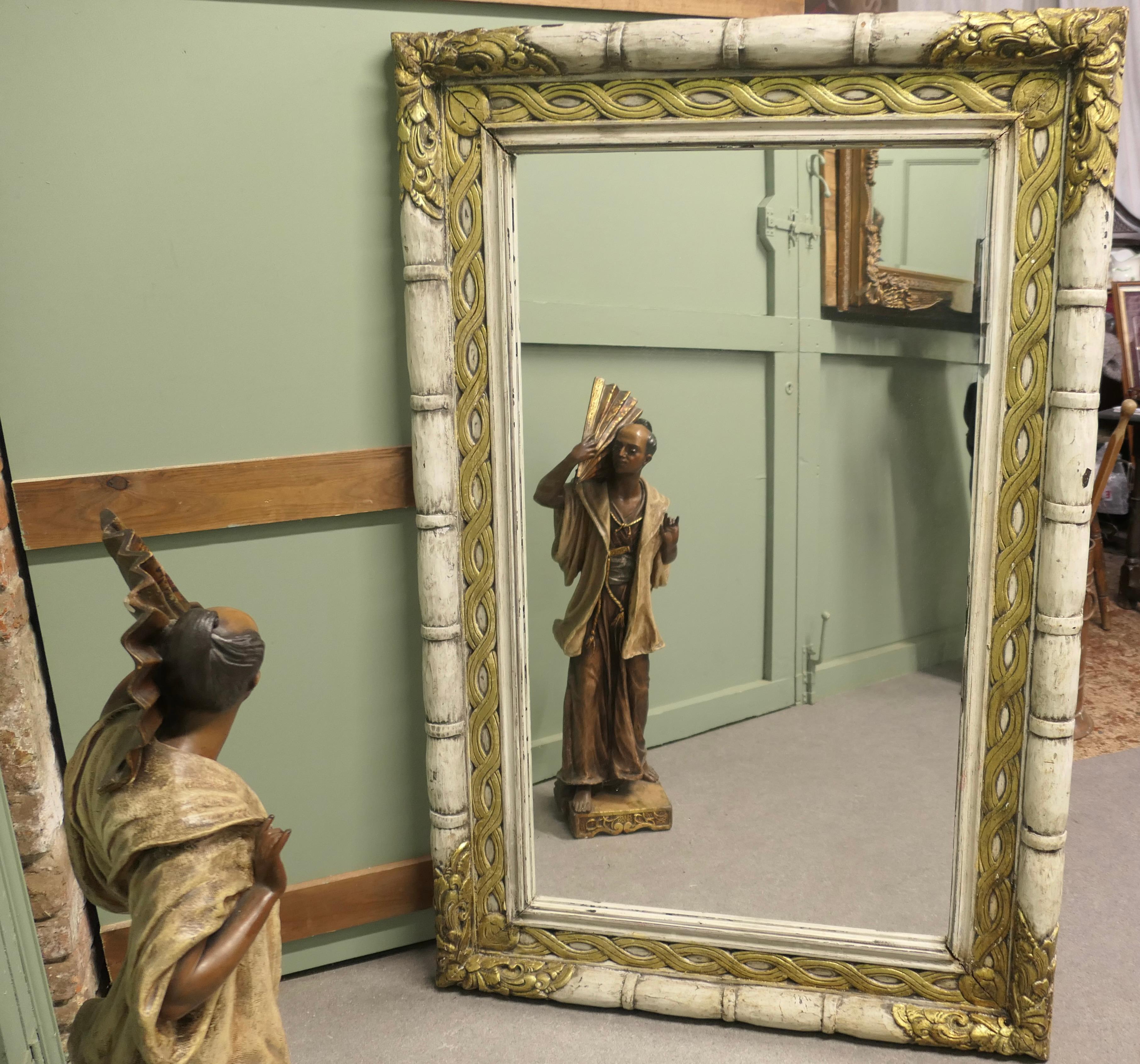 Un gran espejo de pared italiano tallado a mano en Bueno estado para la venta en Godshill, Isle of Wight