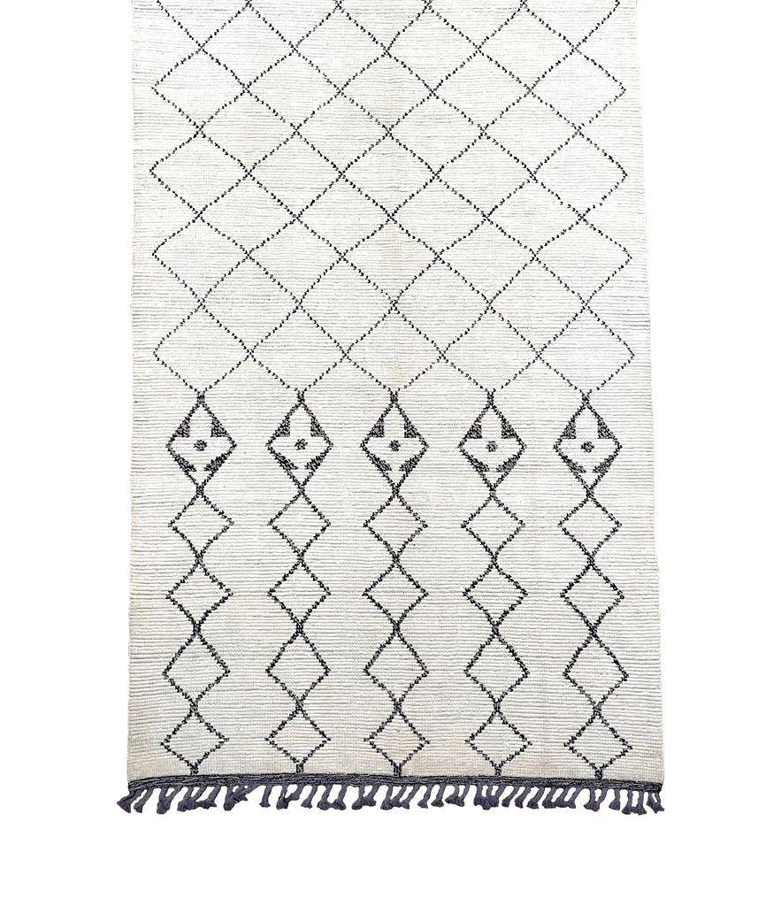 A large handwoven Moroccan Beni Ourain wool berber rug with diamond pattern For Sale 3