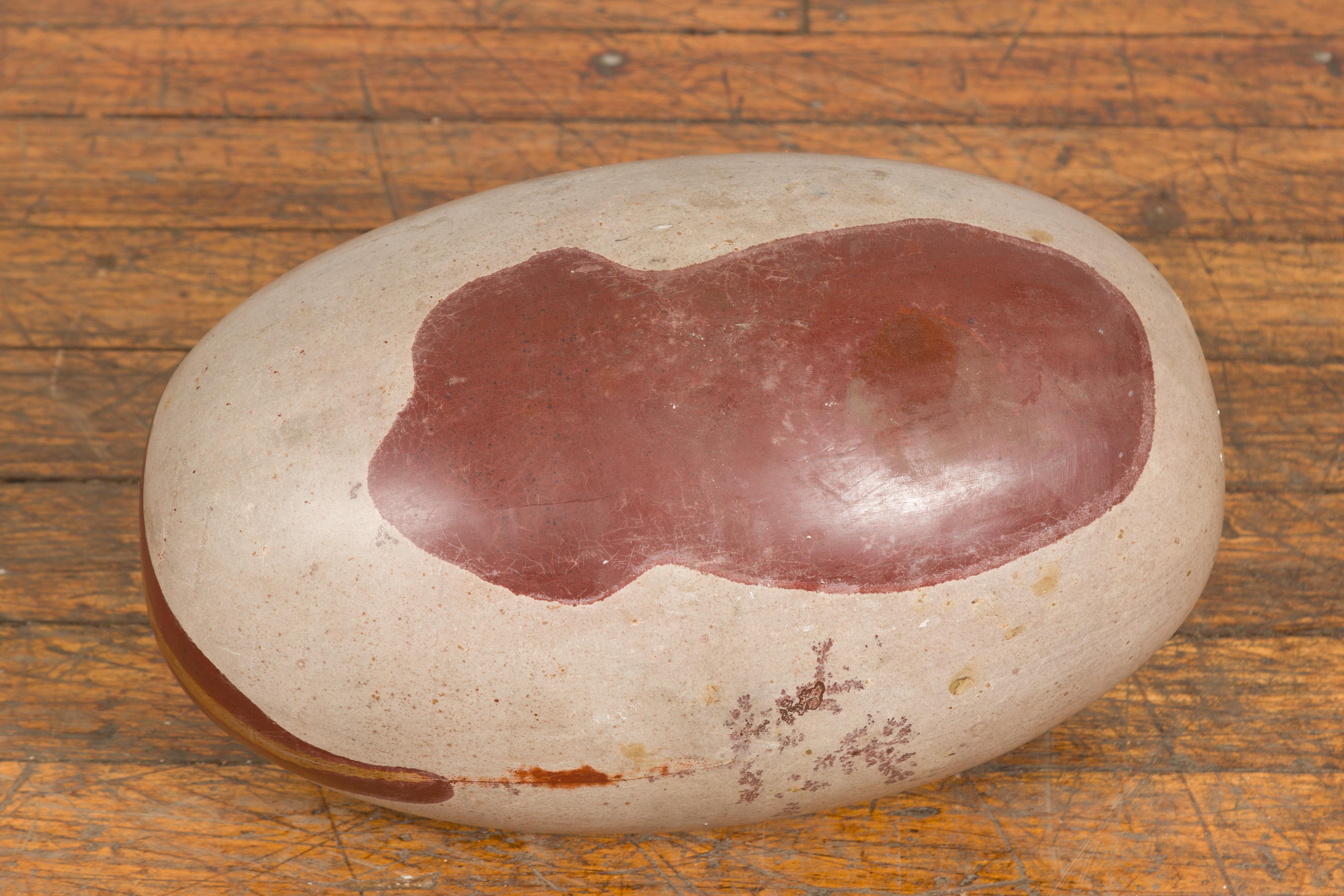 Large Hindu Two-Toned Stone Shiva Lingam from the Narmada River For Sale 1