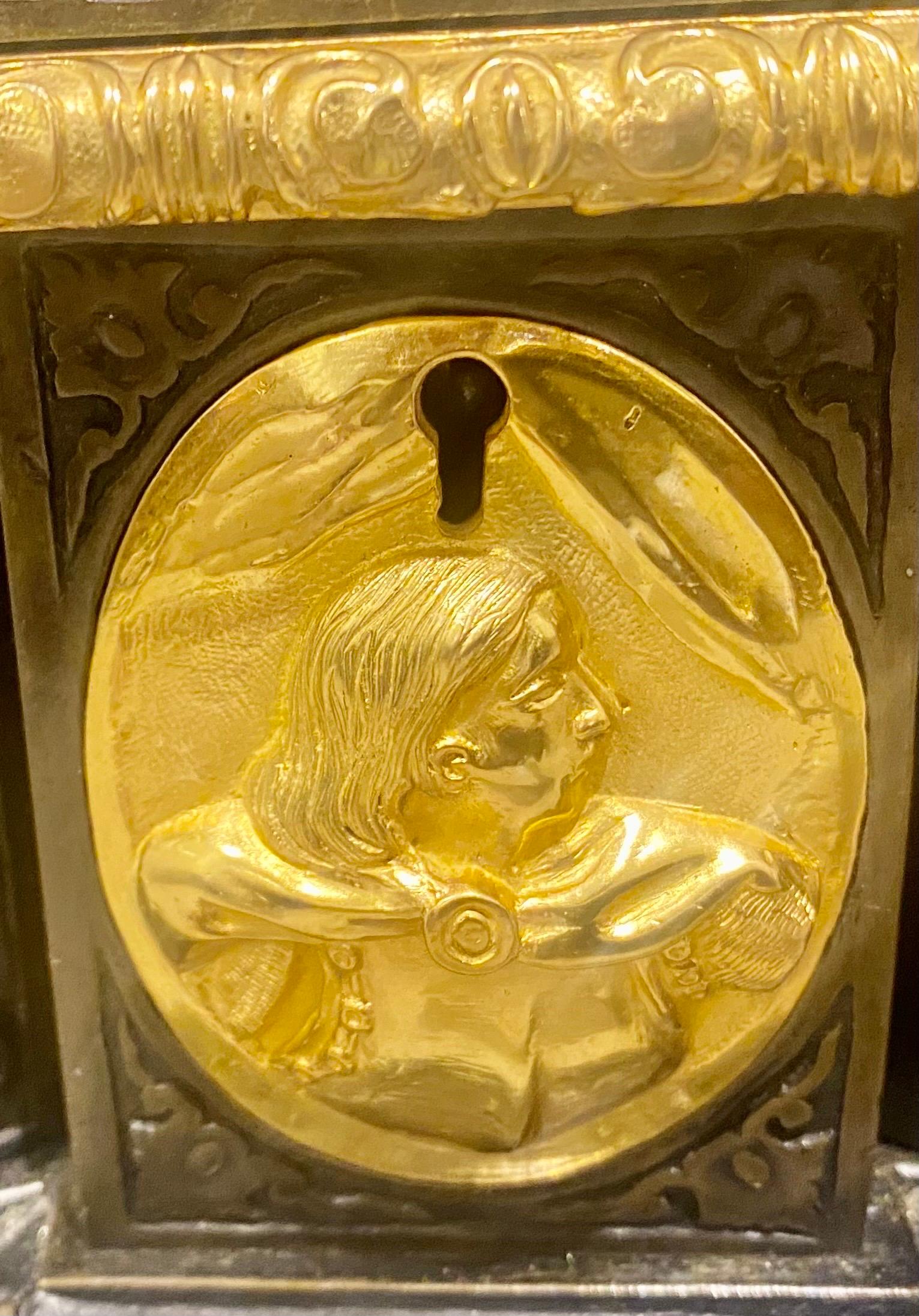 A Large Impressive 19th Century Bronze Jewelry Casket Box. Circa 1860 For Sale 15