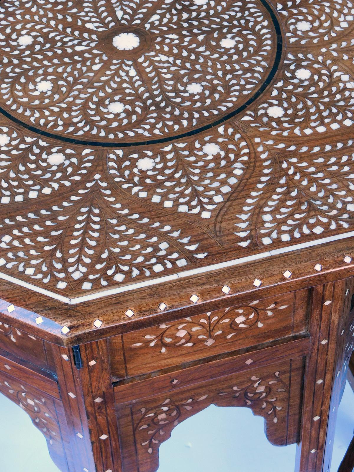 British Indian Ocean Territory Large & Intricately Inlaid Anglo Indian Octagonal Side/Traveling Table
