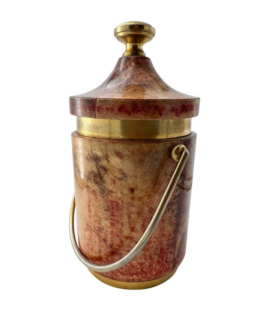 A large Italian 1960s lacquered goat skin ice bucket by Aldo Tura en vente 10