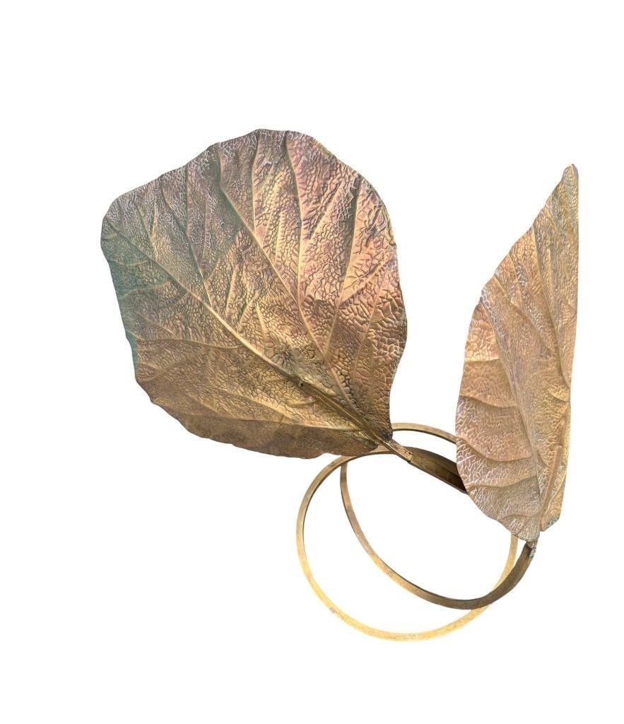 Gran lámpara de sobremesa italiana de latón doble de los años 70 