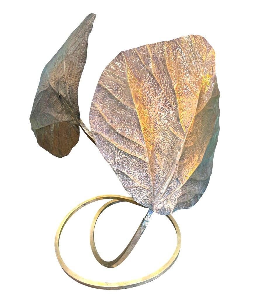 Gran lámpara de sobremesa italiana de latón doble de los años 70 