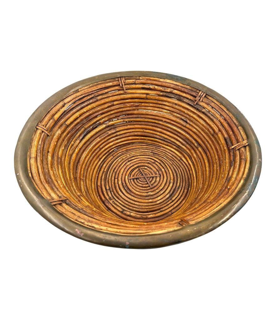 Mid-Century Modern A large Italian 1970s woven bamboo bowl with brass rim For Sale