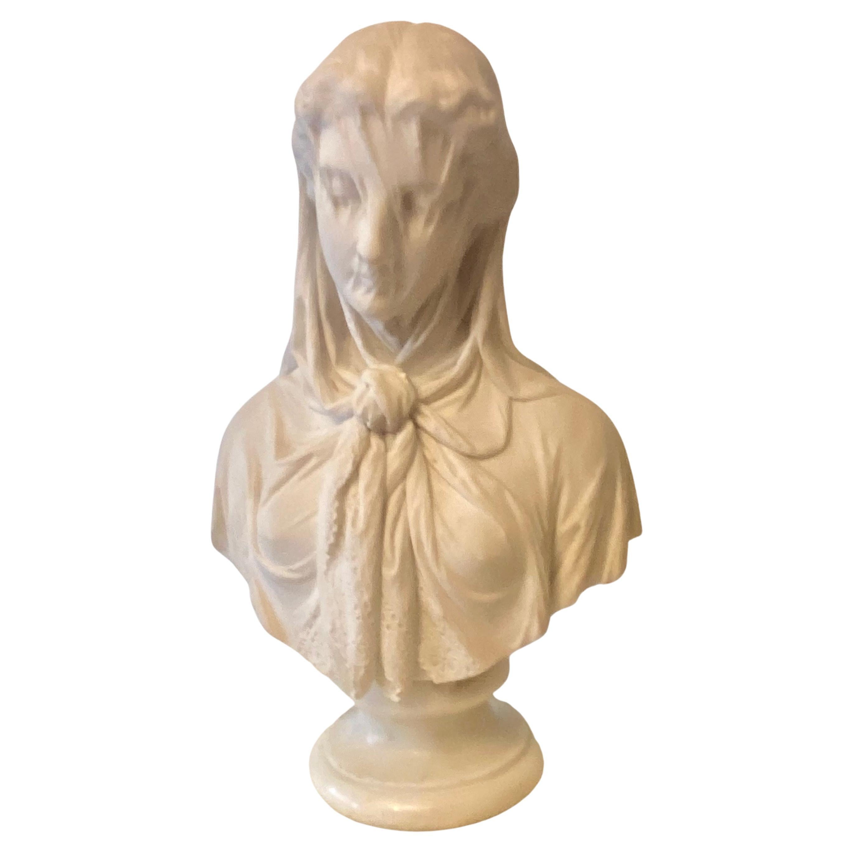A Large Italian carved marble bust of a veiled Maiden by Giuseppe Carnevale  In Excellent Condition For Sale In London, GB