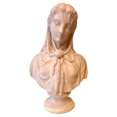 Grand buste italien en marbre sculpté d'une jeune fille voilée par Giuseppe Carnevale 
