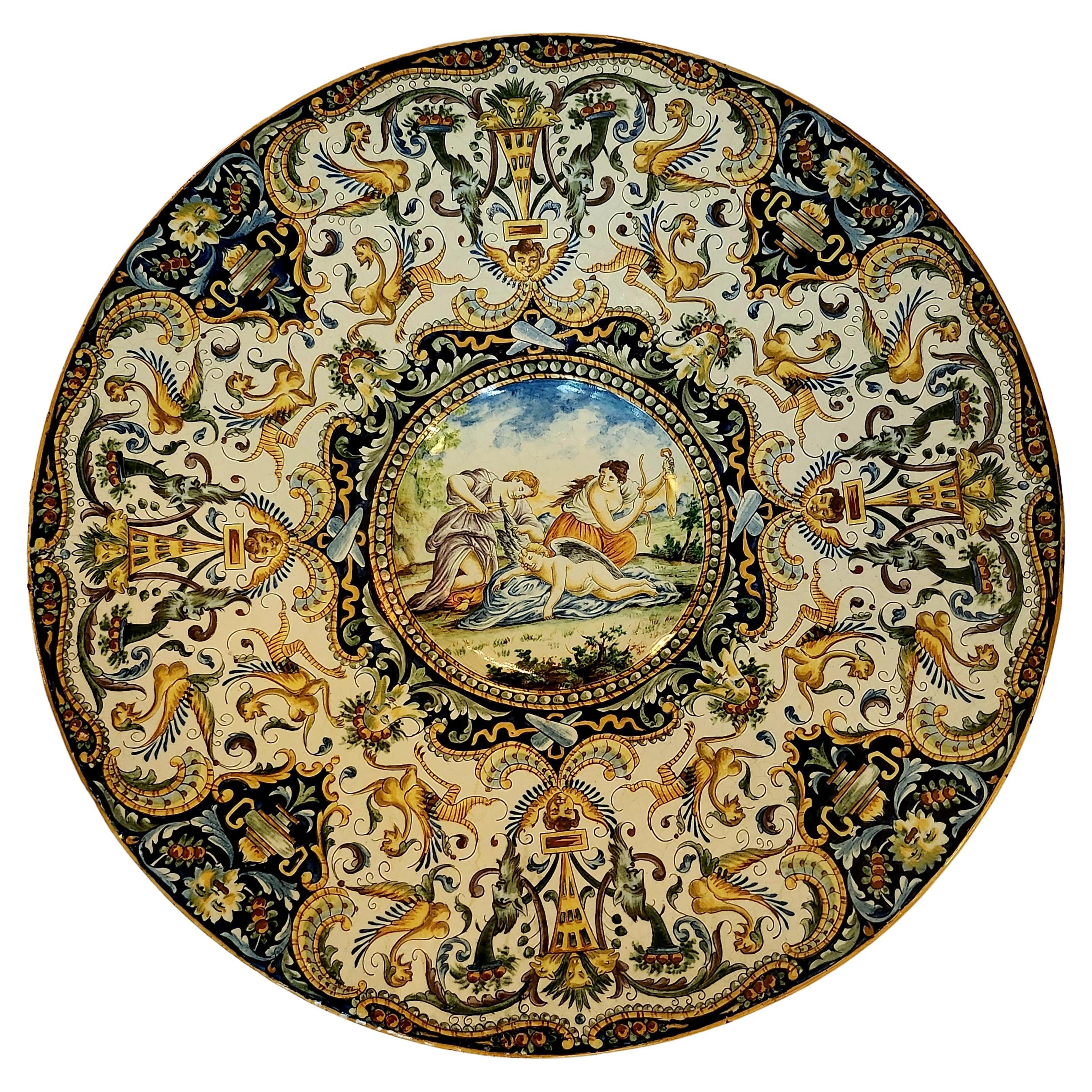 Großes italienisches Maiolica-Wandgeschirr, 19. Jahrhundert