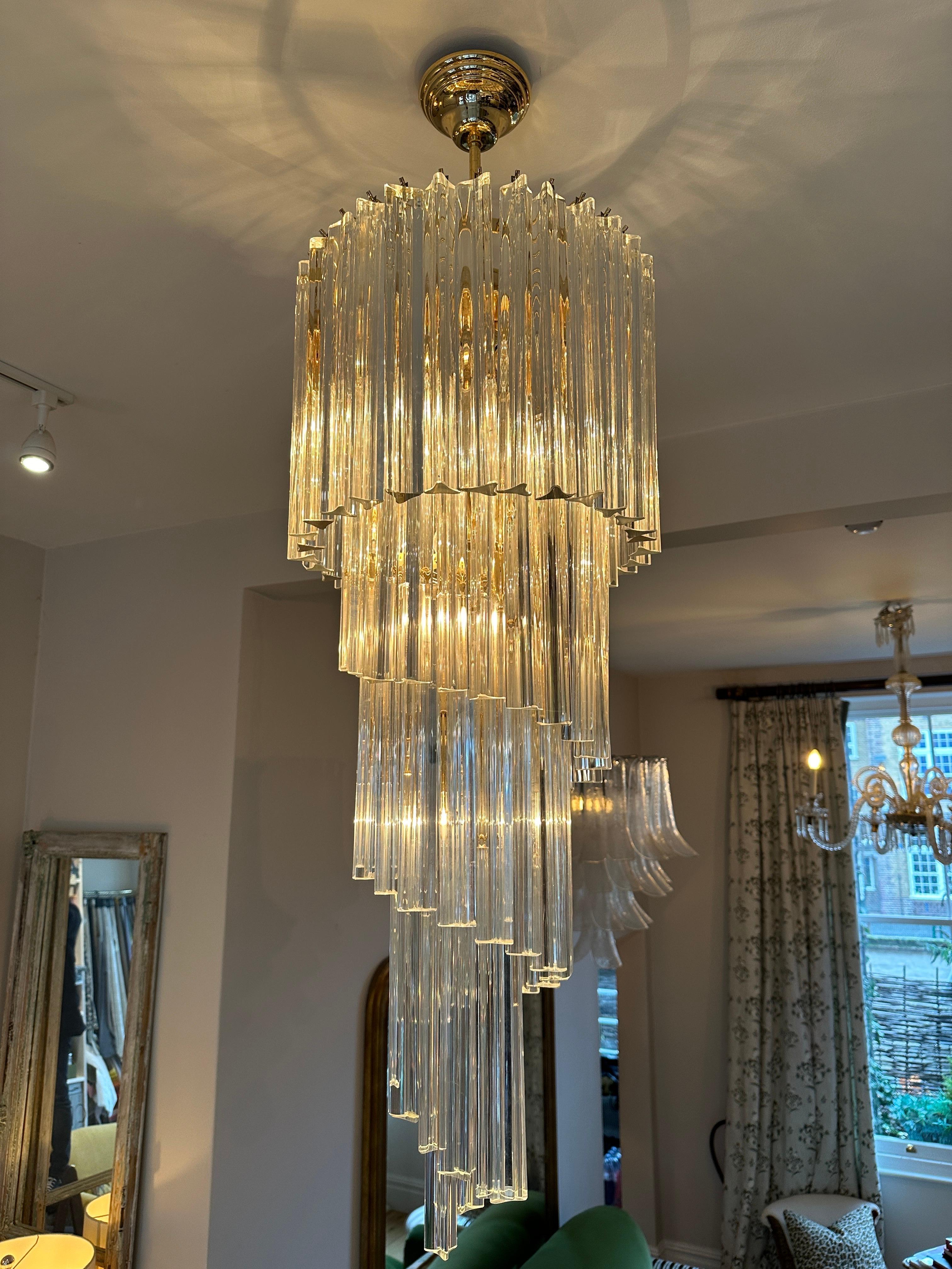 Mid-Century Modern A large Italian Murano Glass Spiral Chandelier By Novaresi  For Sale