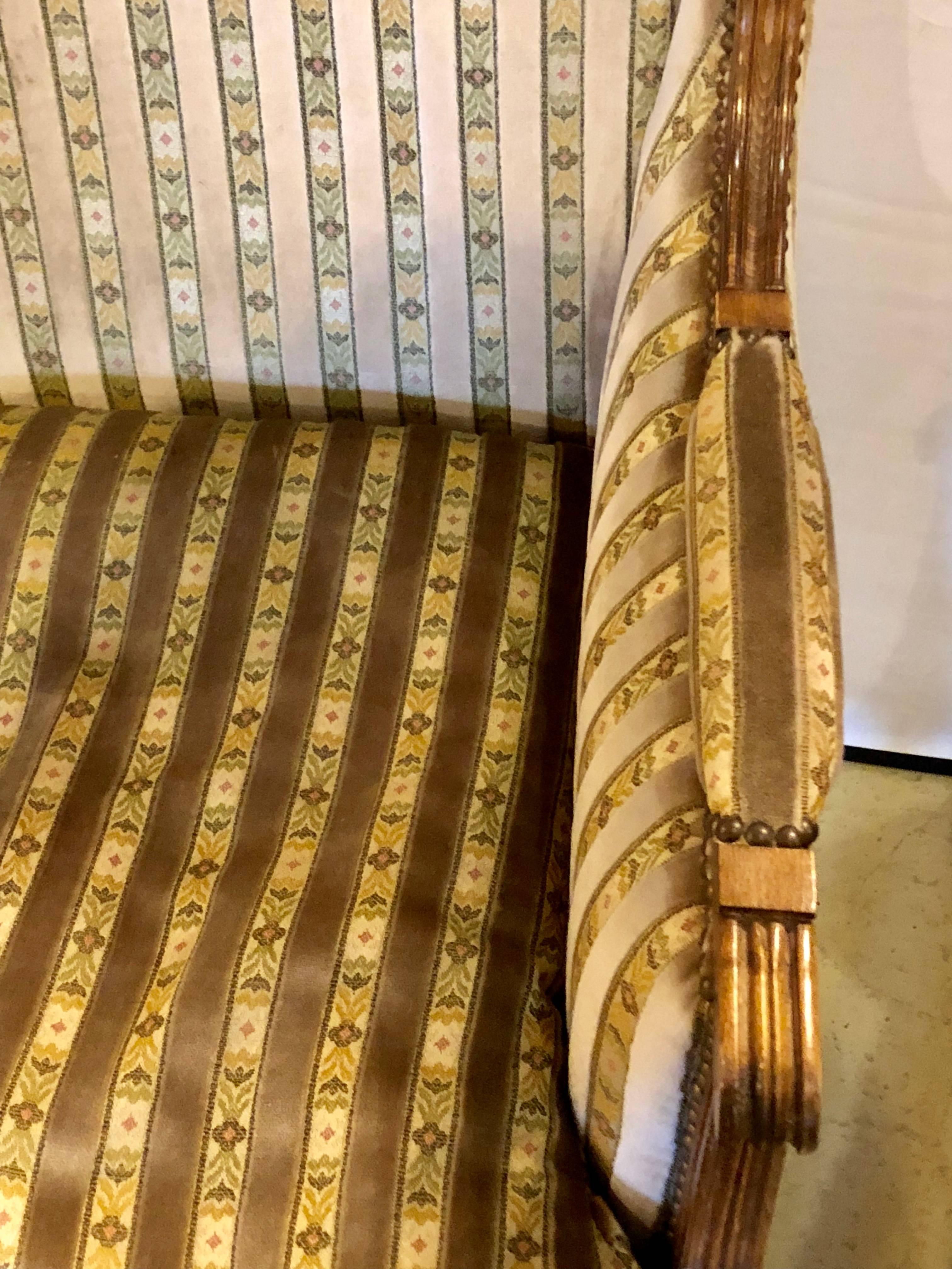 Large Jansen Style Louis XVI Living Room Suite Couch and Two Lounge Chairs In Good Condition In Stamford, CT