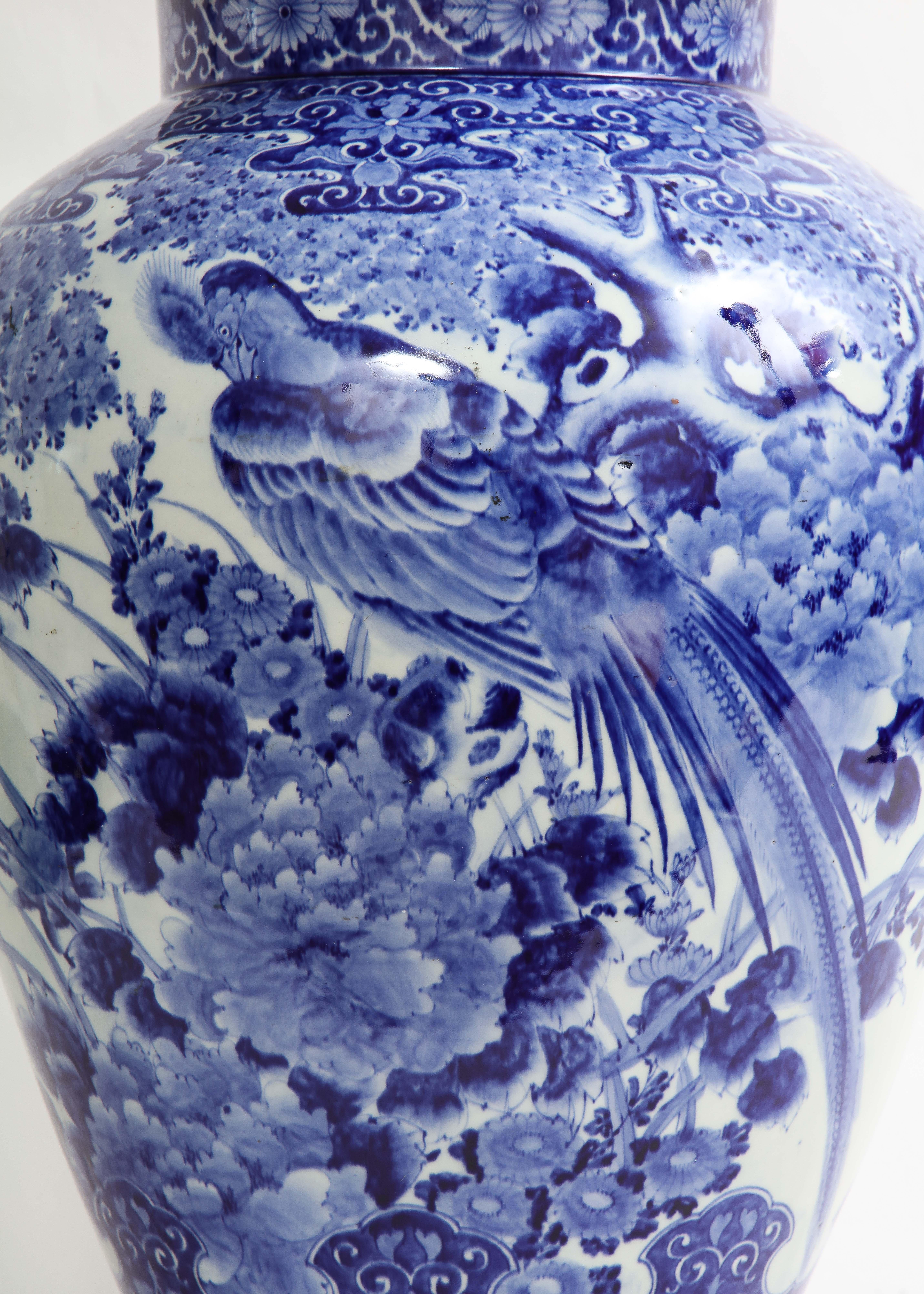 Large Japanese Blue and White Covered Vase with Pheasant and Flower Decoration For Sale 2