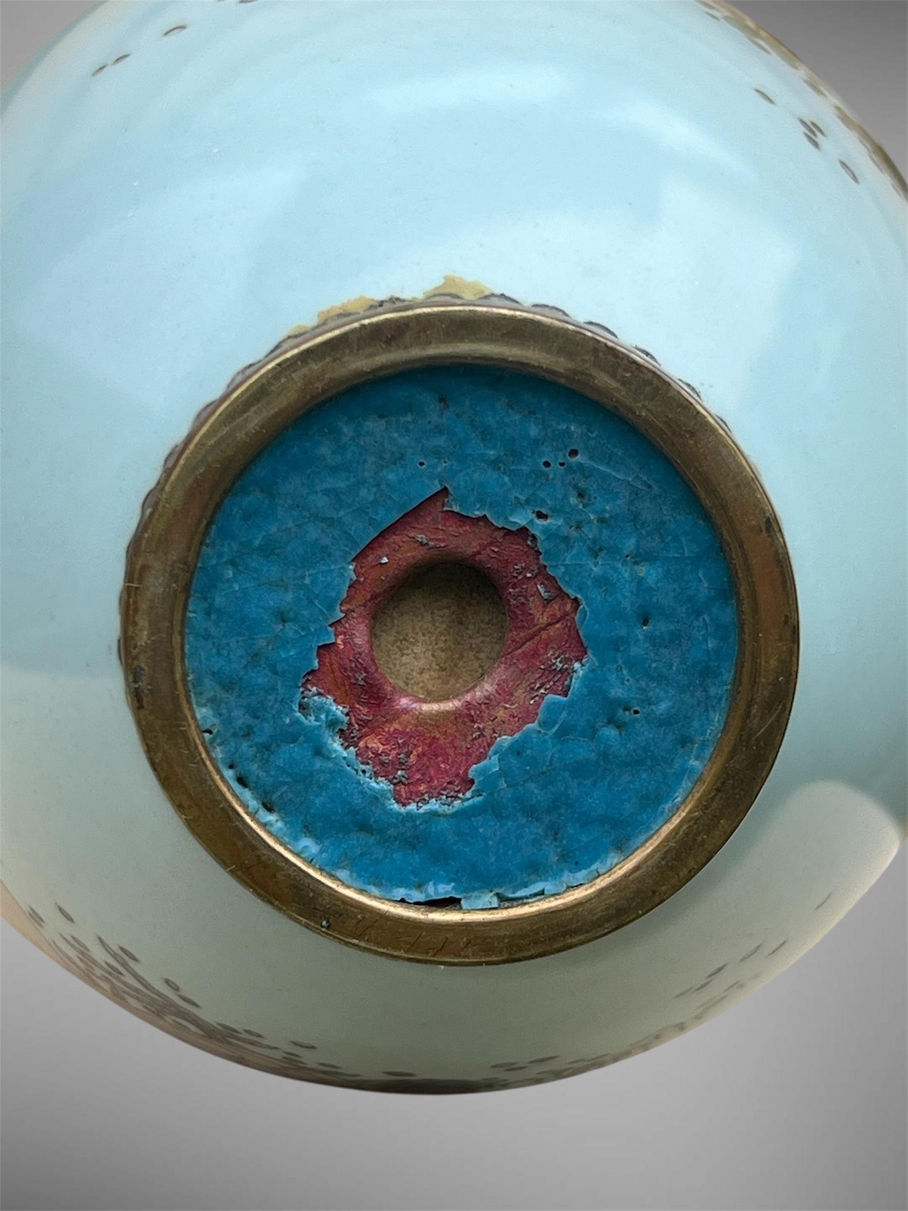 Un grande vaso a bottiglia giapponese in smalto cloisonné nello stile di Namikawa Sōsuke in vendita 12