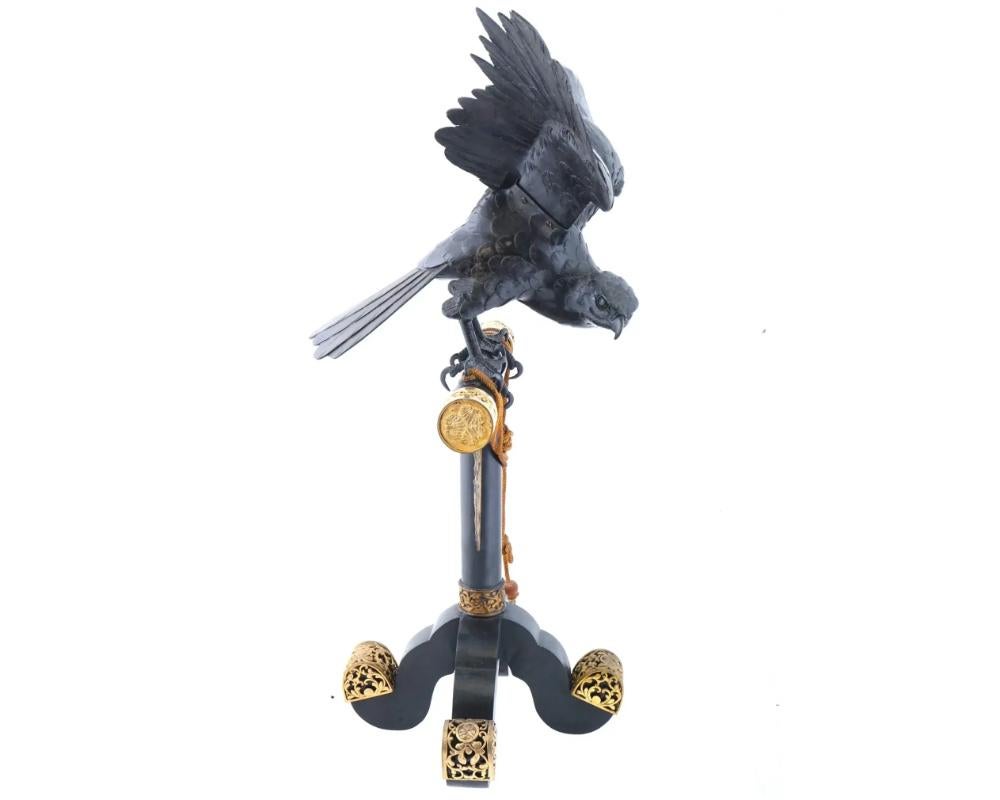 A Large Japanese Meiji Bronze Eagle with Bronze Tokugawa Mon Base For Sale 2