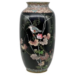 Grand vase en émail cloisonné noir de jais de la période Meiji
