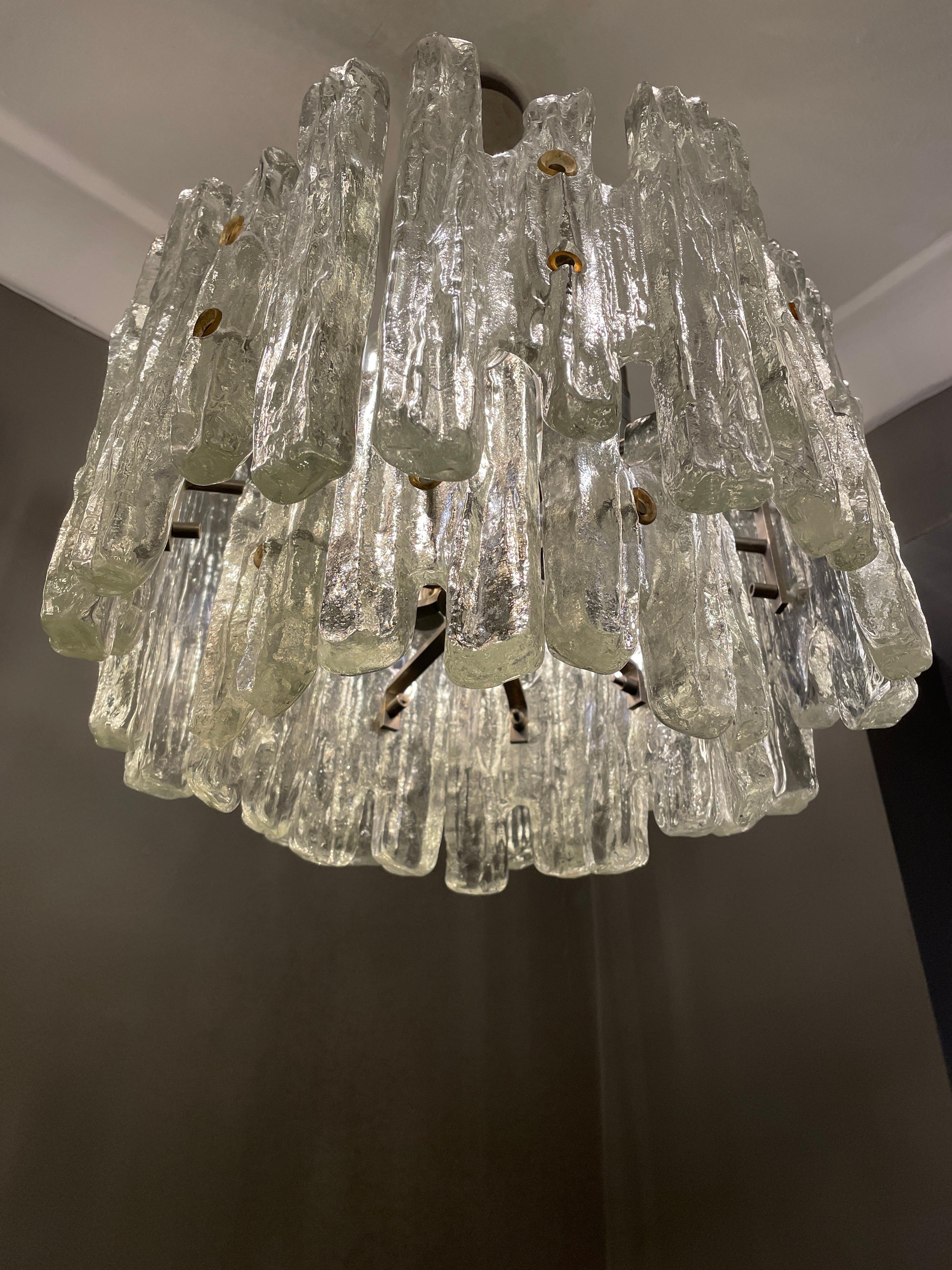 Large Kalmar Ice Light Chandelier In Good Condition In London, GB