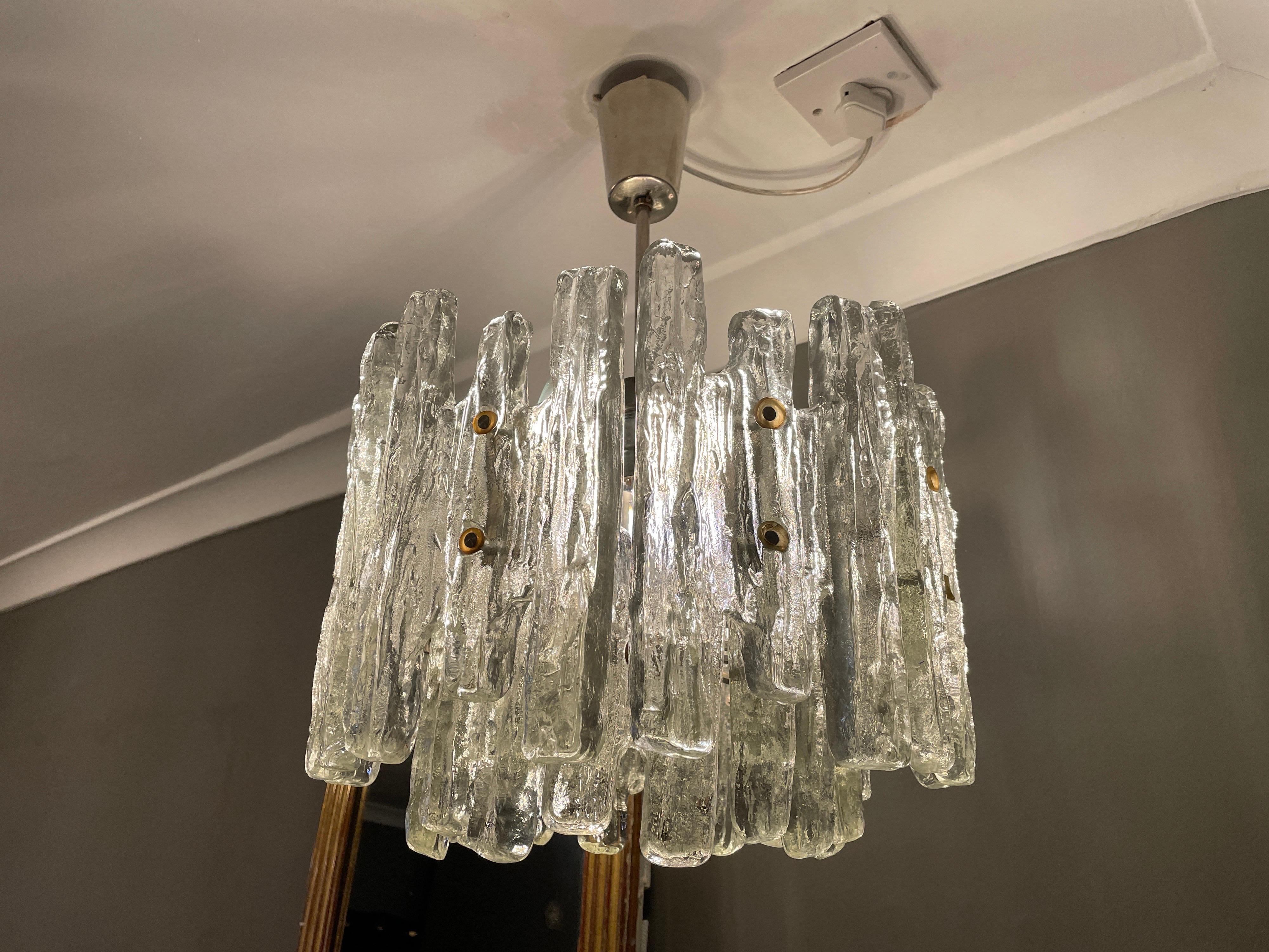Large Kalmar Ice Light Chandelier 2