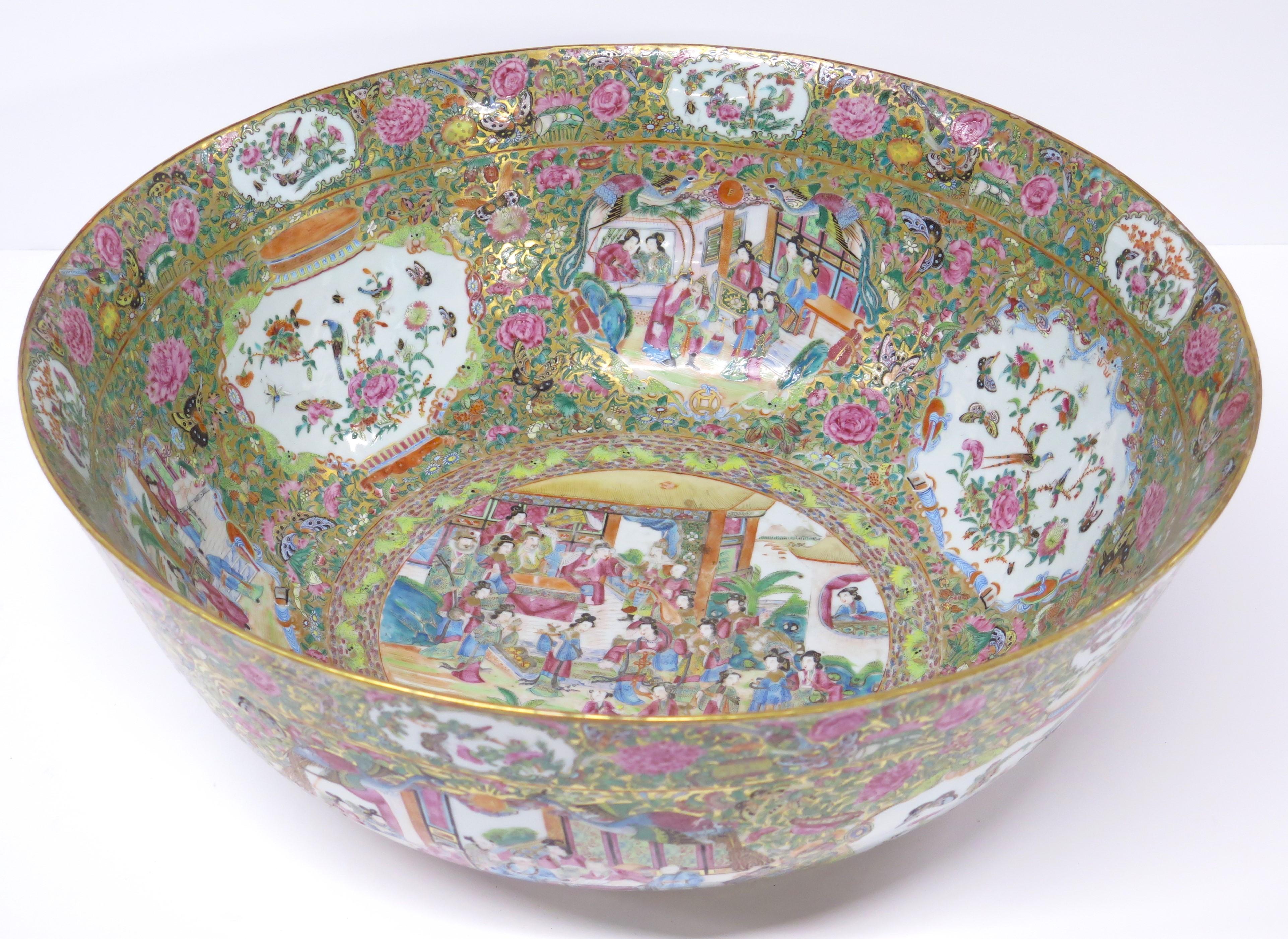 A Large Late 19th Century Chinese Export Rose Medallion Porcelain Punch Bowl 10
